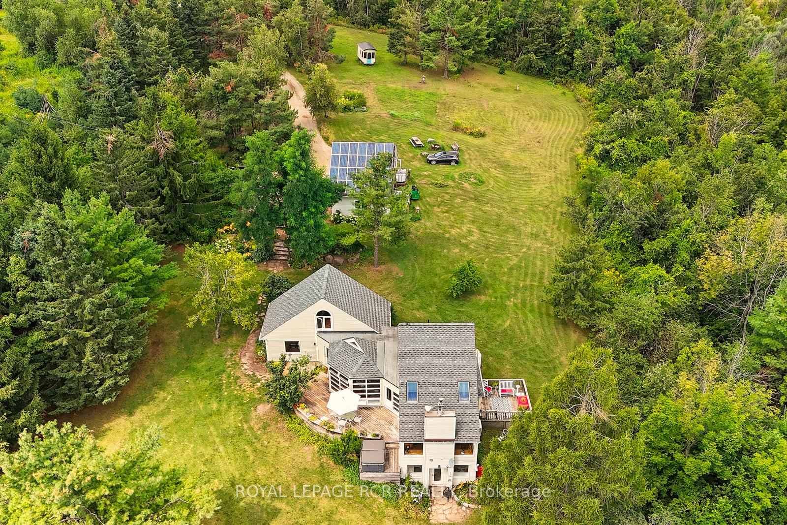 798433 3rd Line photo 32