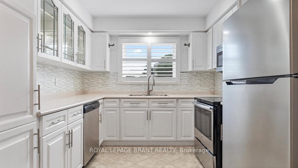 50 Ewing Drive Unit C photo 8