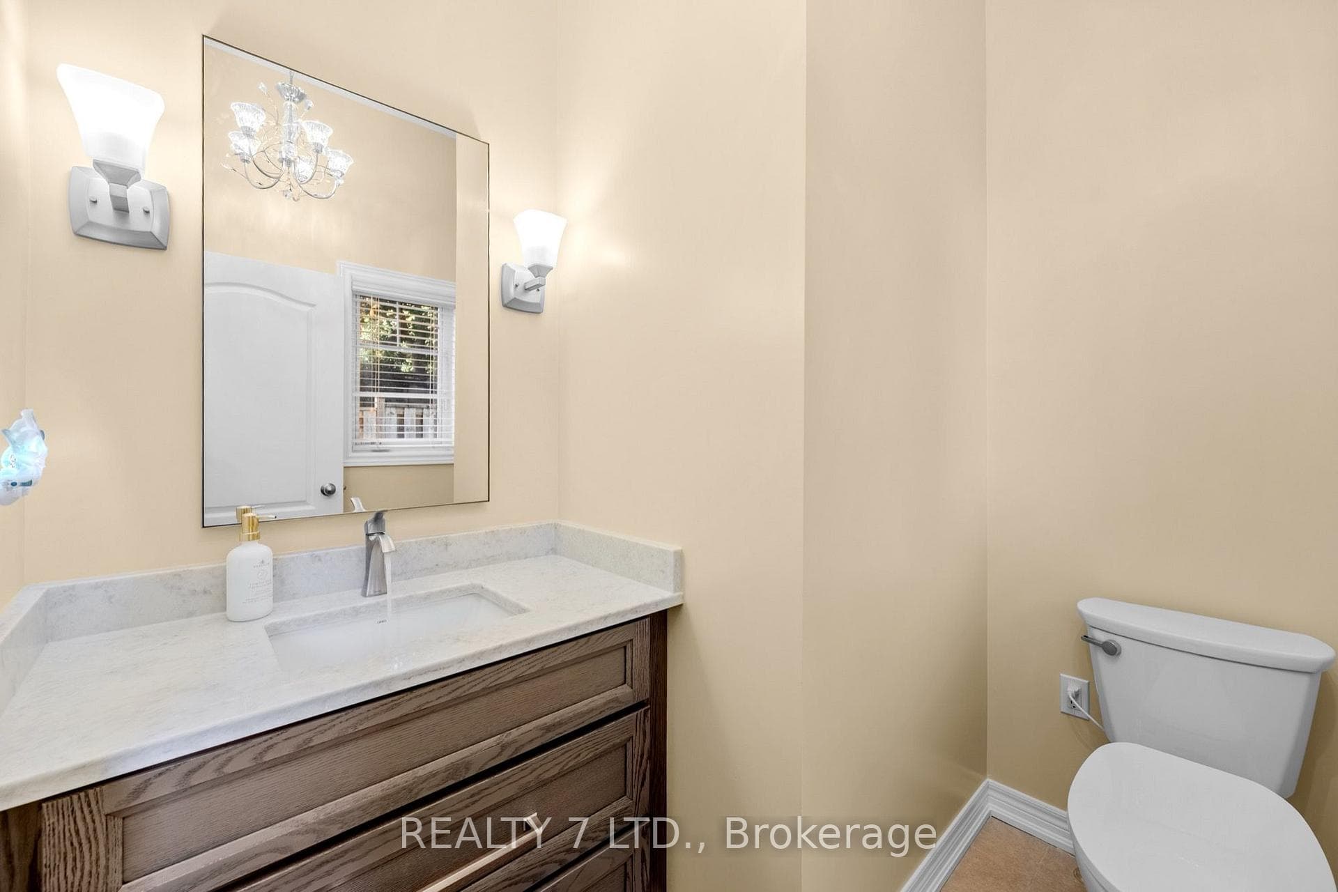 3217 Swiss Court photo 19