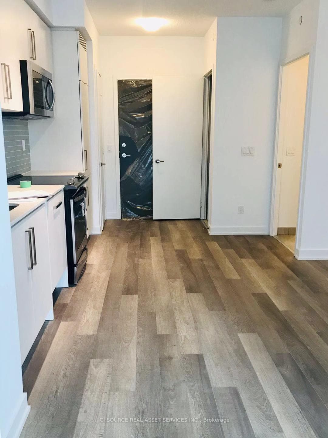5180 Yonge Street Unit 1808 photo 1