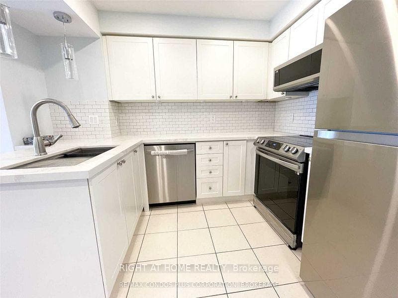 16 Thornharrold Street photo 2