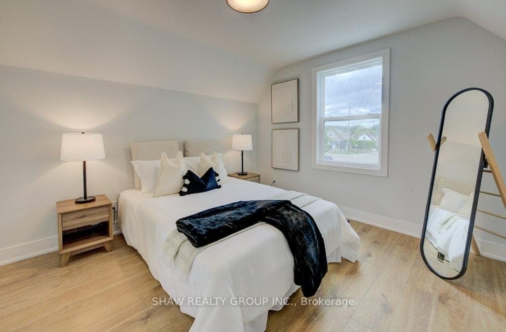 28 Barons Avenue photo 25