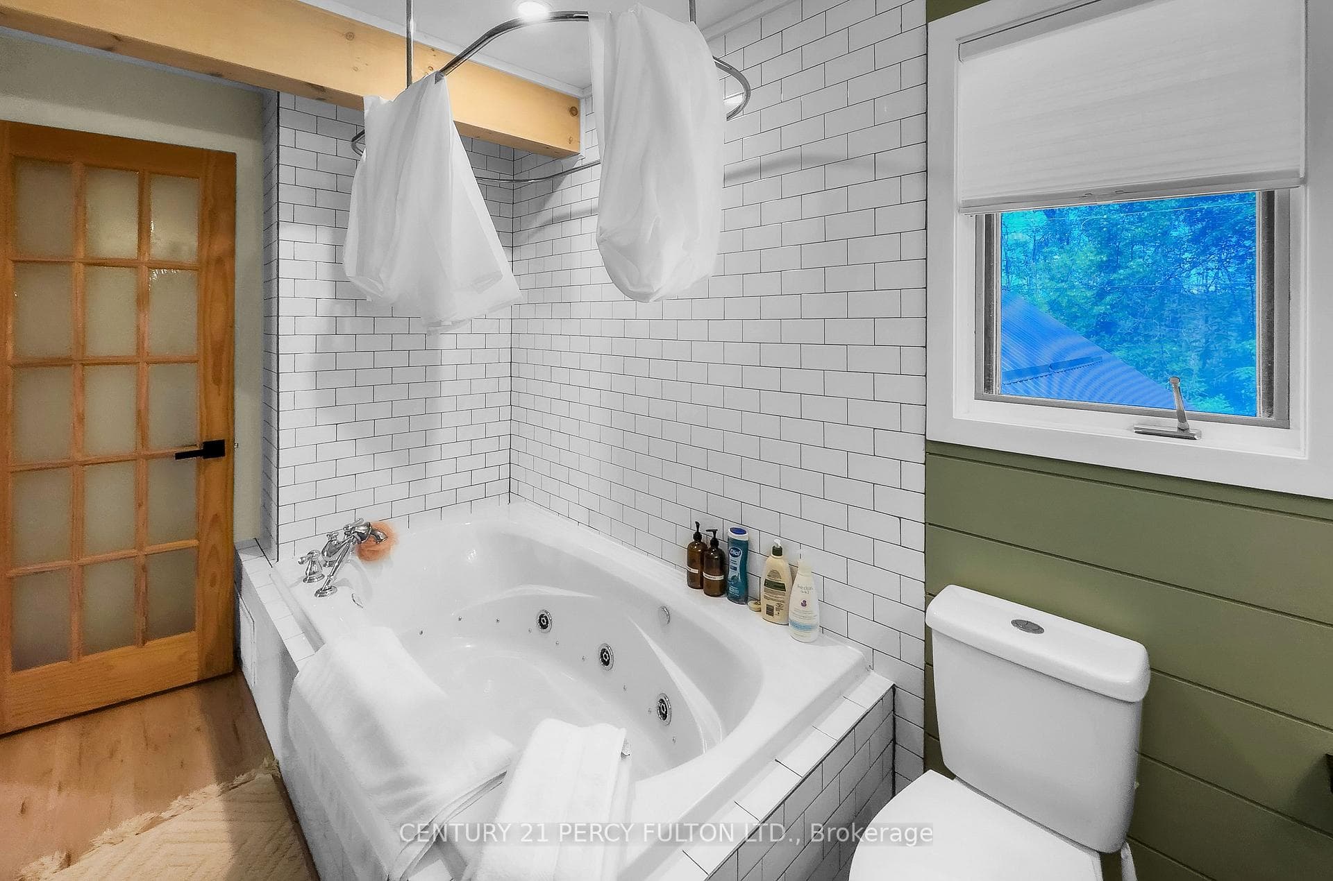 79 BROOK Road photo 35