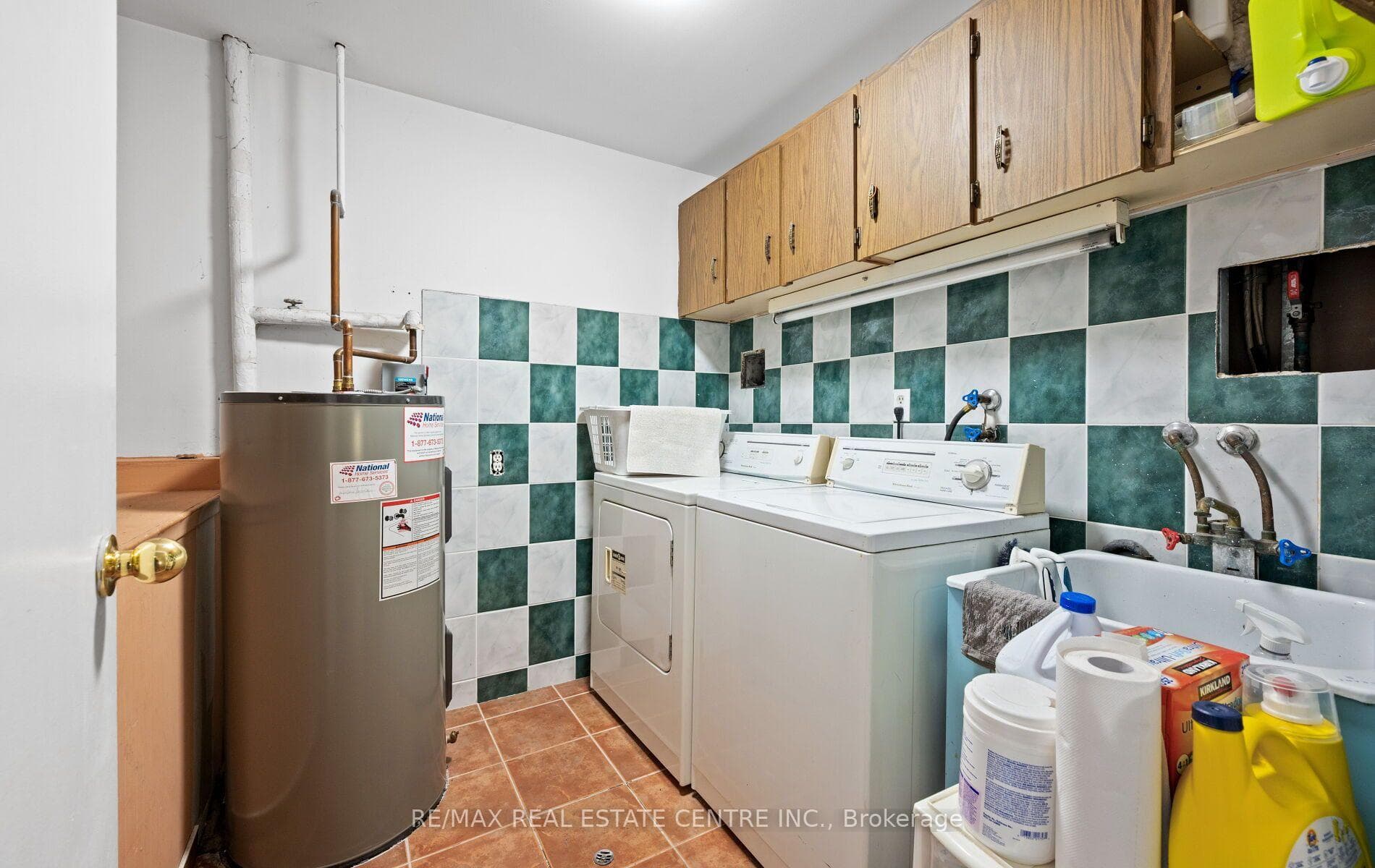 2170 Bromsgrove Road Unit 2 photo 25