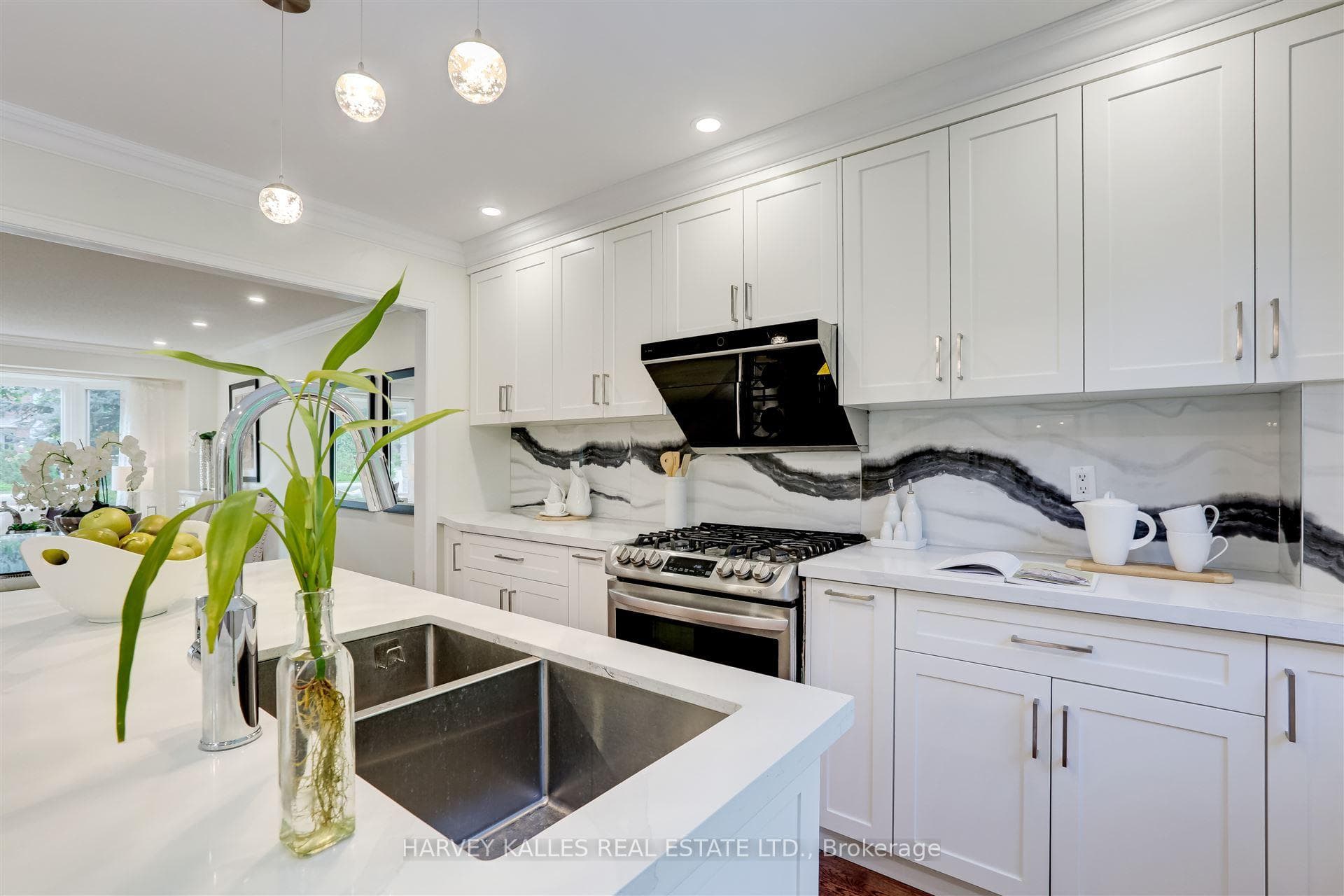 15 Whittington Court photo 15