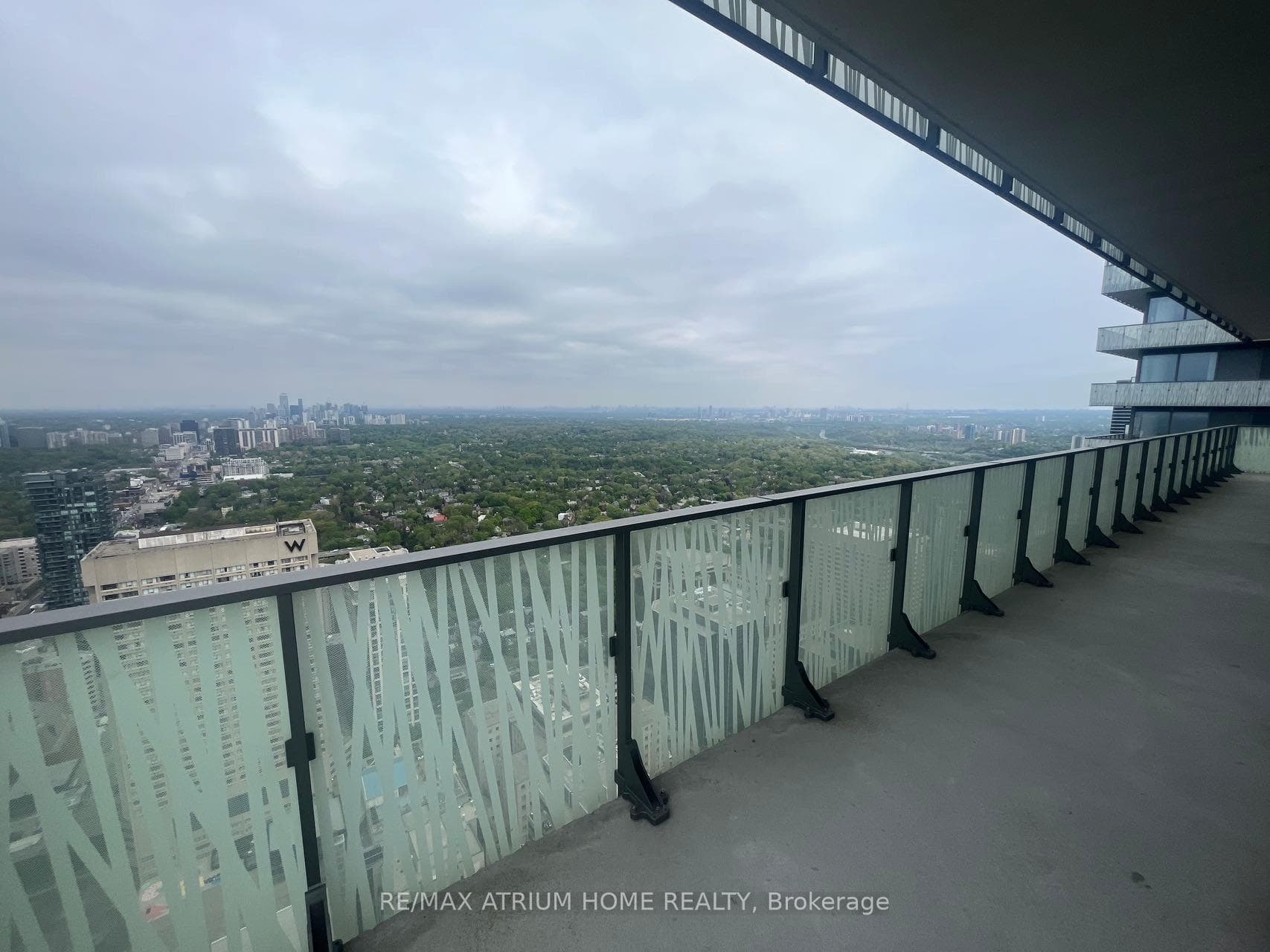 42 Charles Street Unit Ph5305 photo 13
