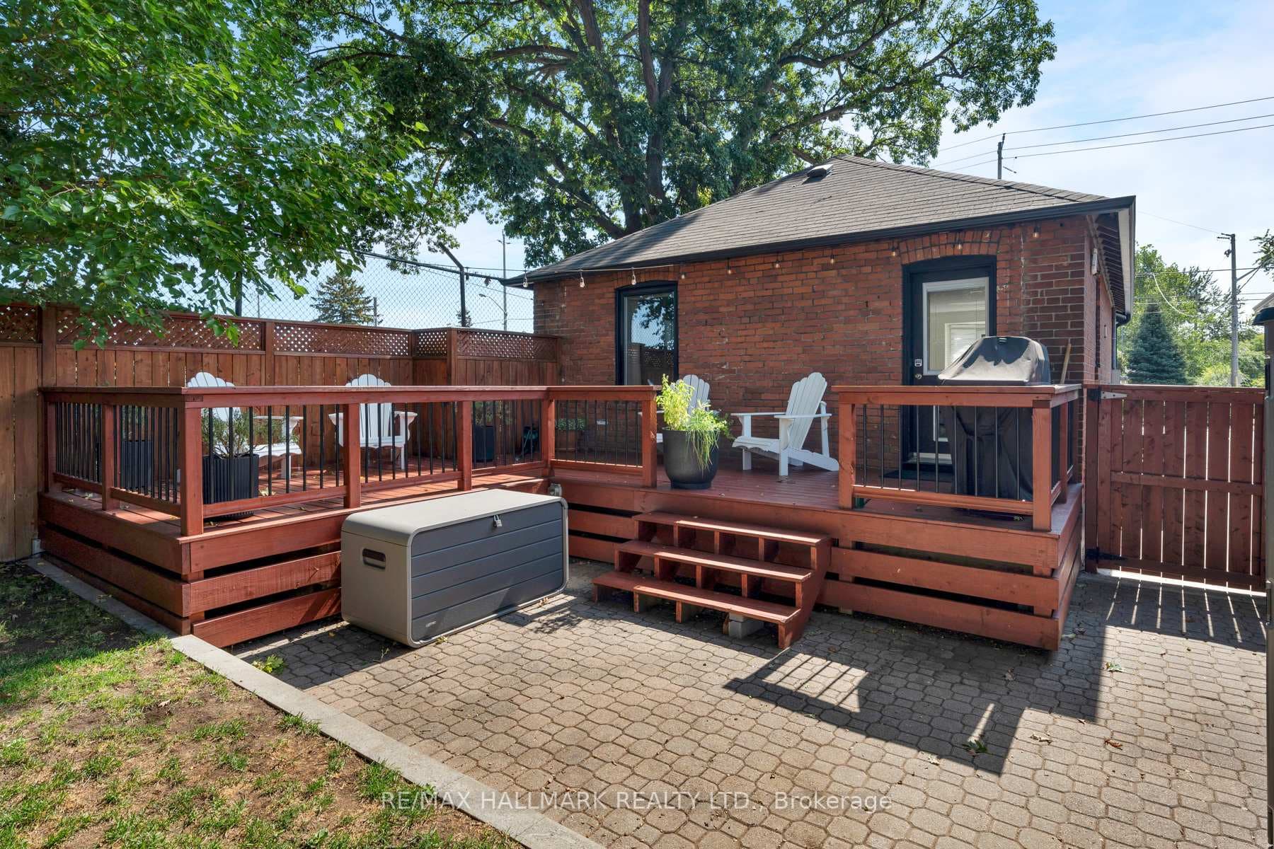 510 Cosburn Avenue photo 35