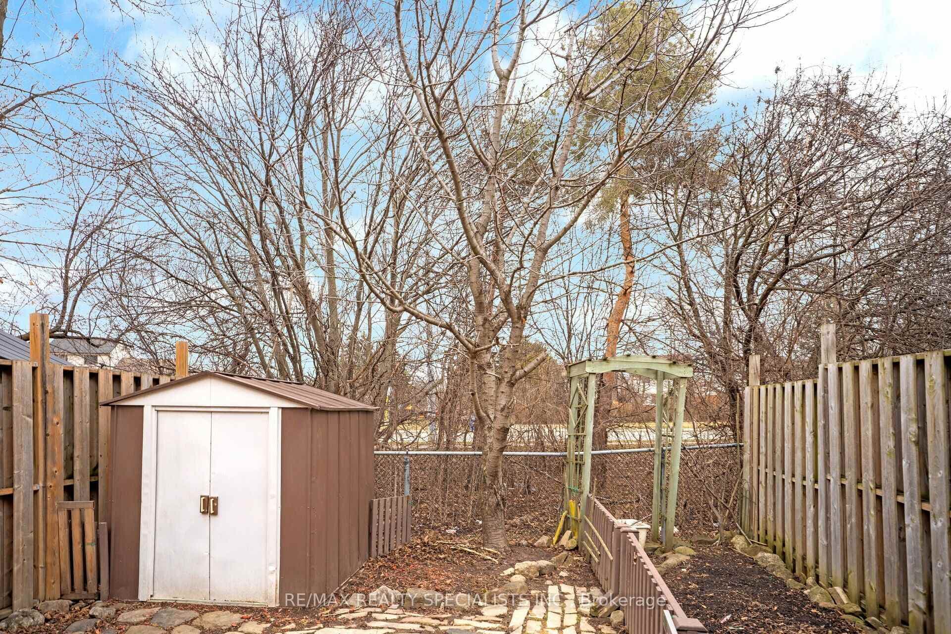 70 Primrose Crescent photo 48