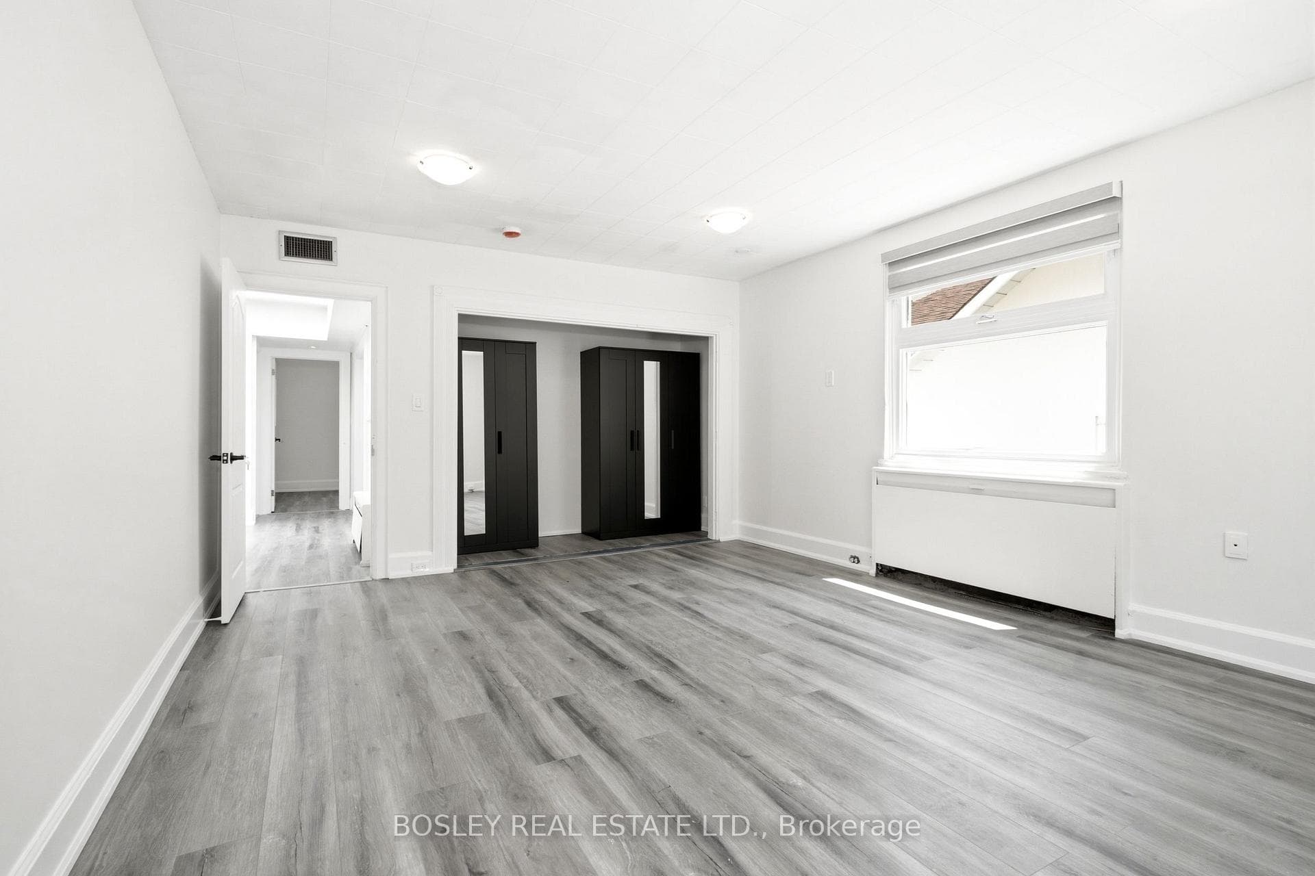 88 Laird Drive photo 15