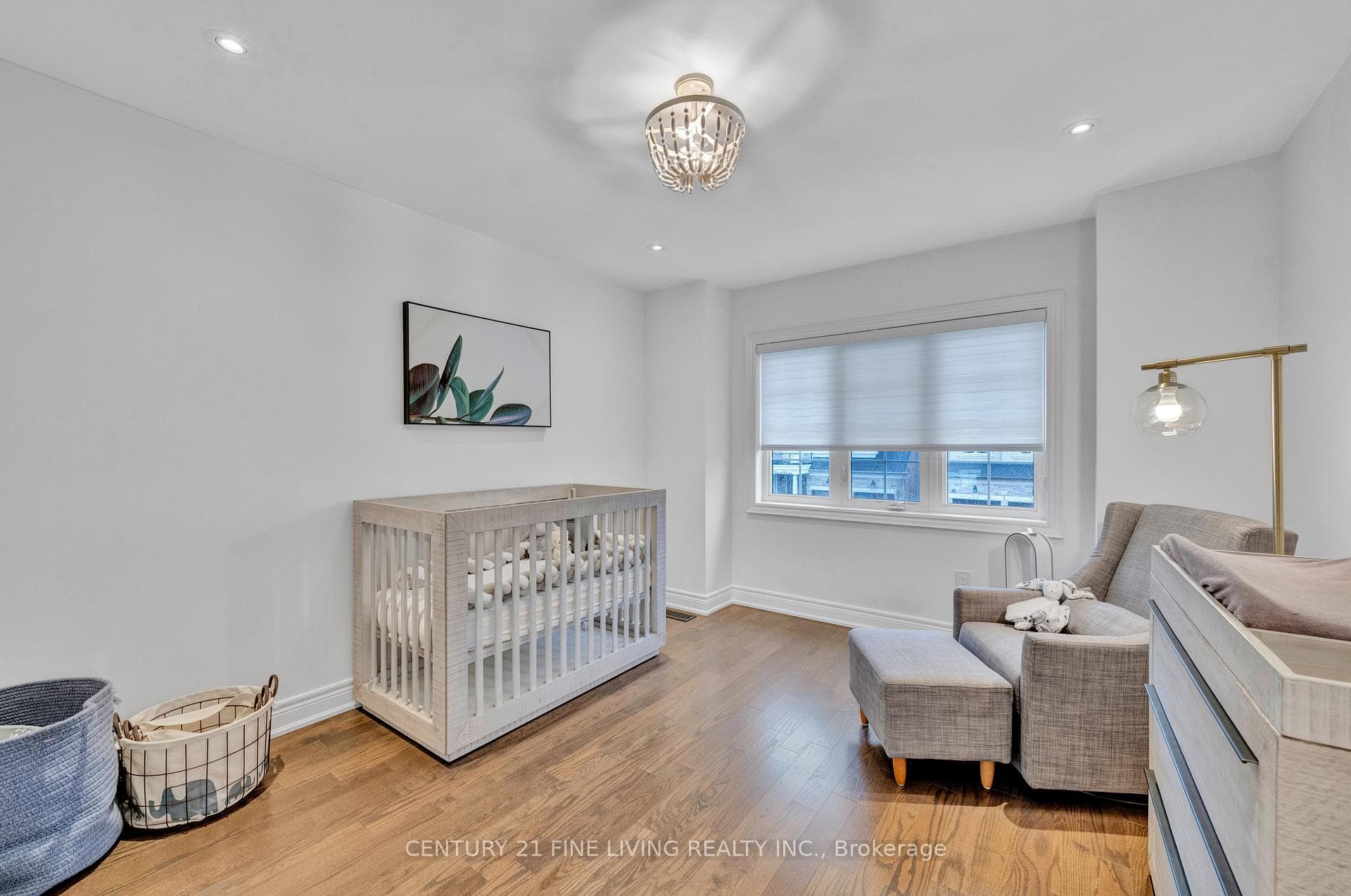 18 Ross Vennare Crescent photo 32