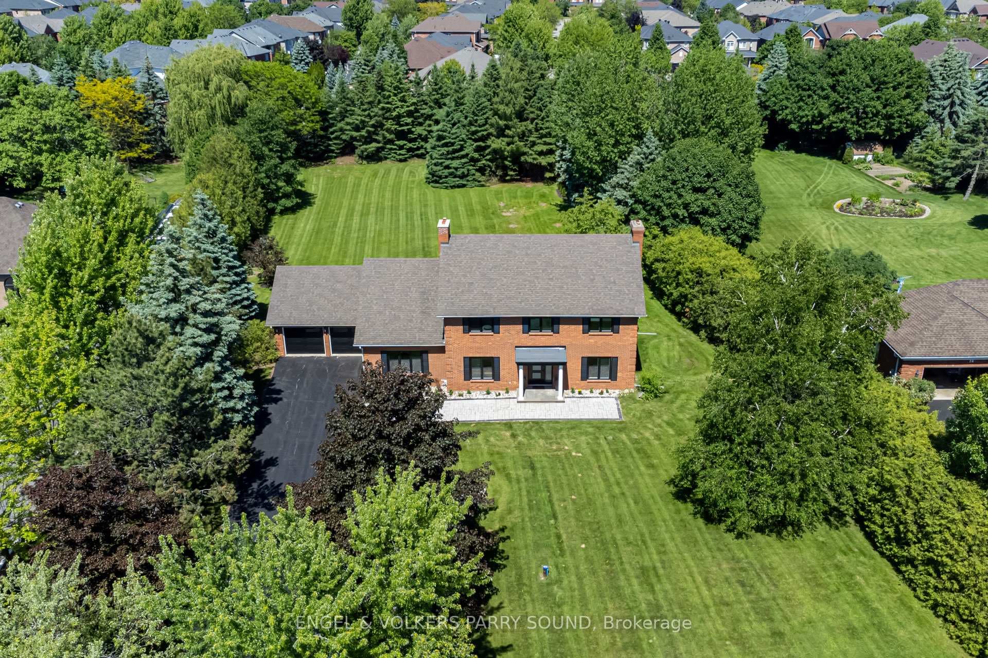 18 Chantelay Crescent photo 39
