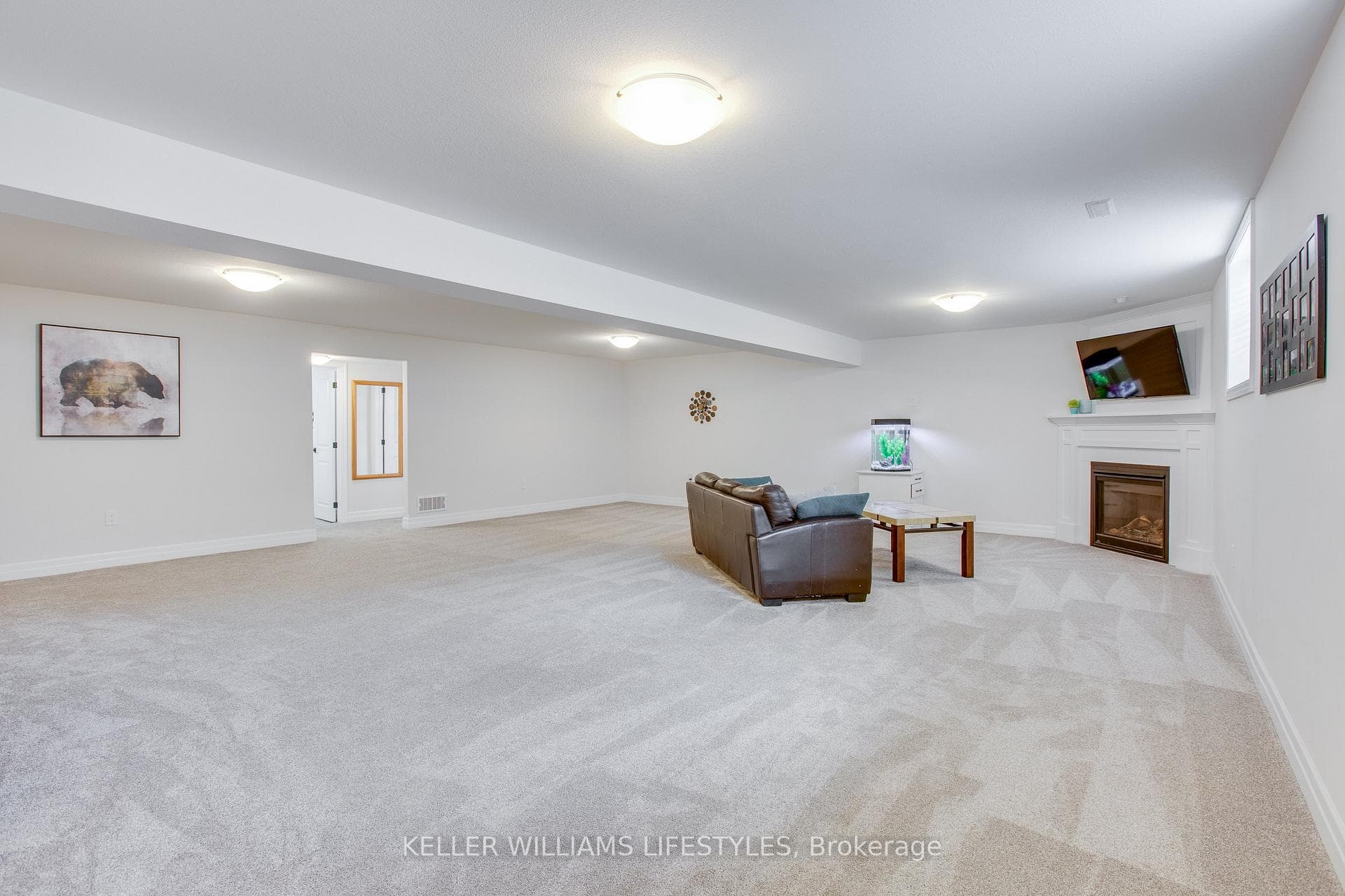 110 FIELD Street photo 23