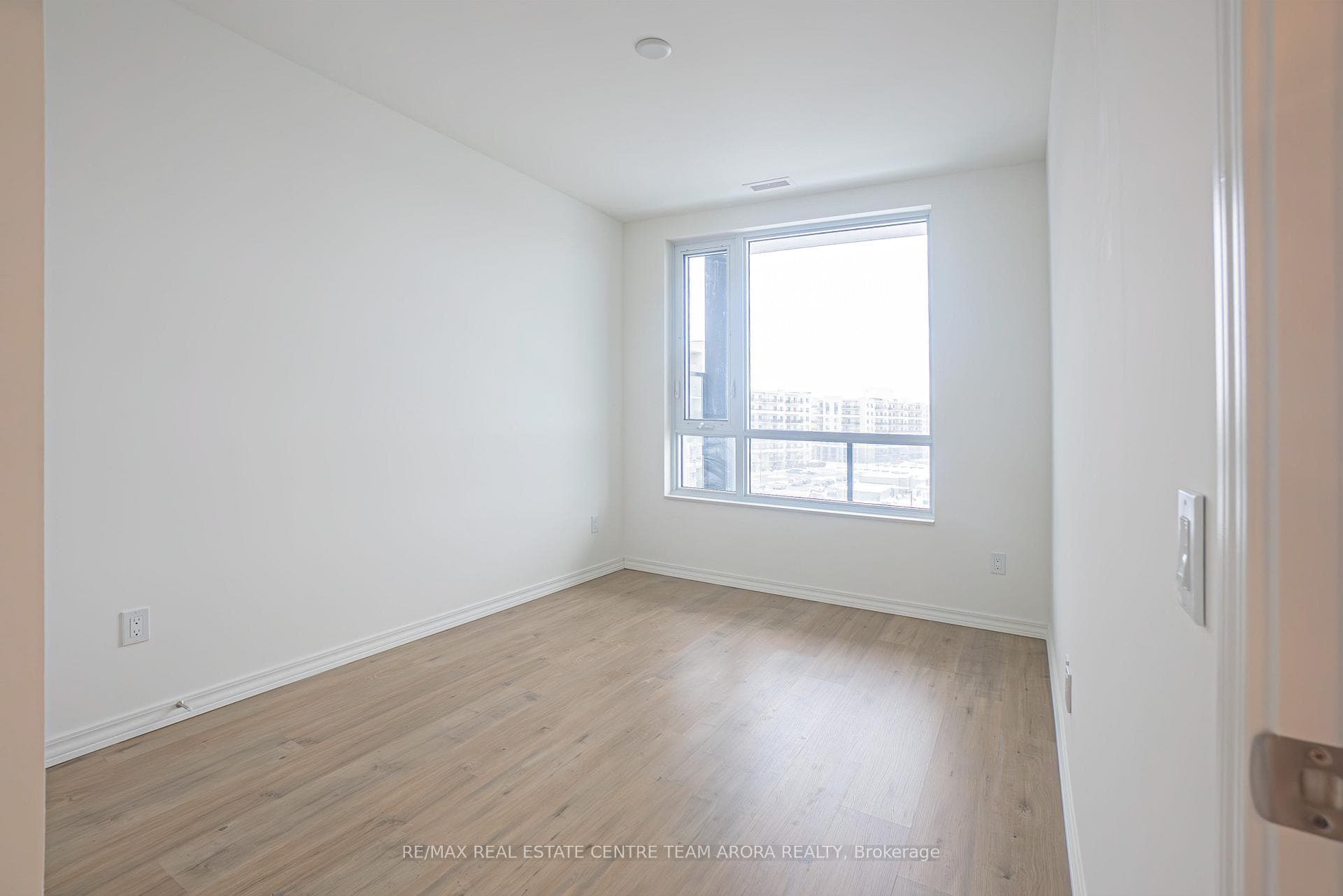 191 Elmira Road Unit 517 photo 10