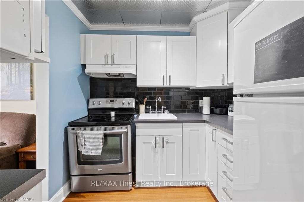 17 PRINCE HENRY Drive photo 11