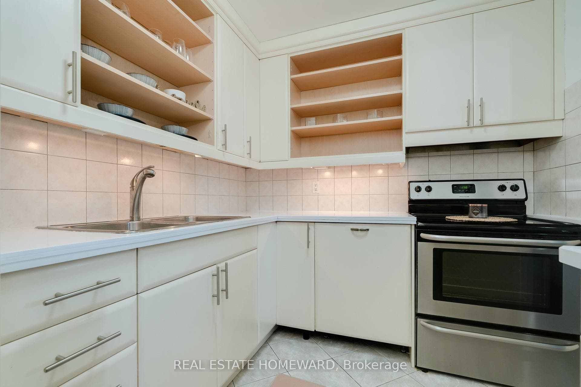 66 Falby Court Unit 302 photo 17