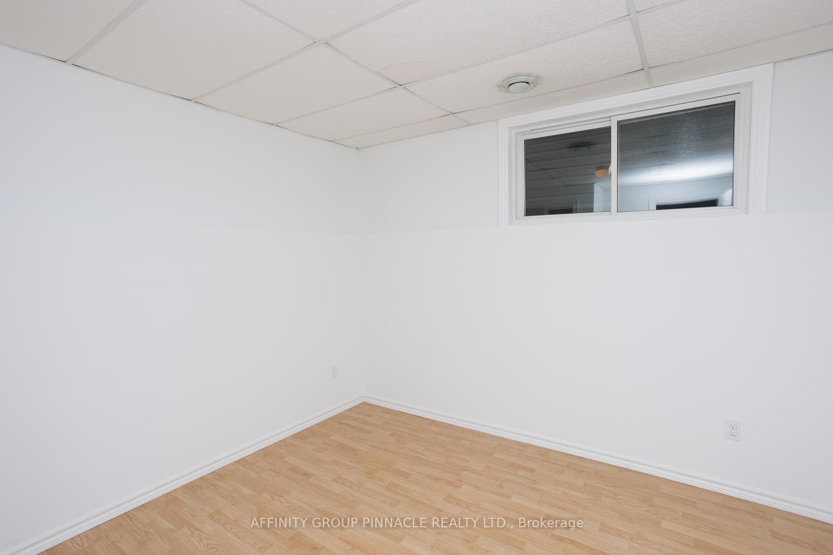 104 Adelaide Street photo 30