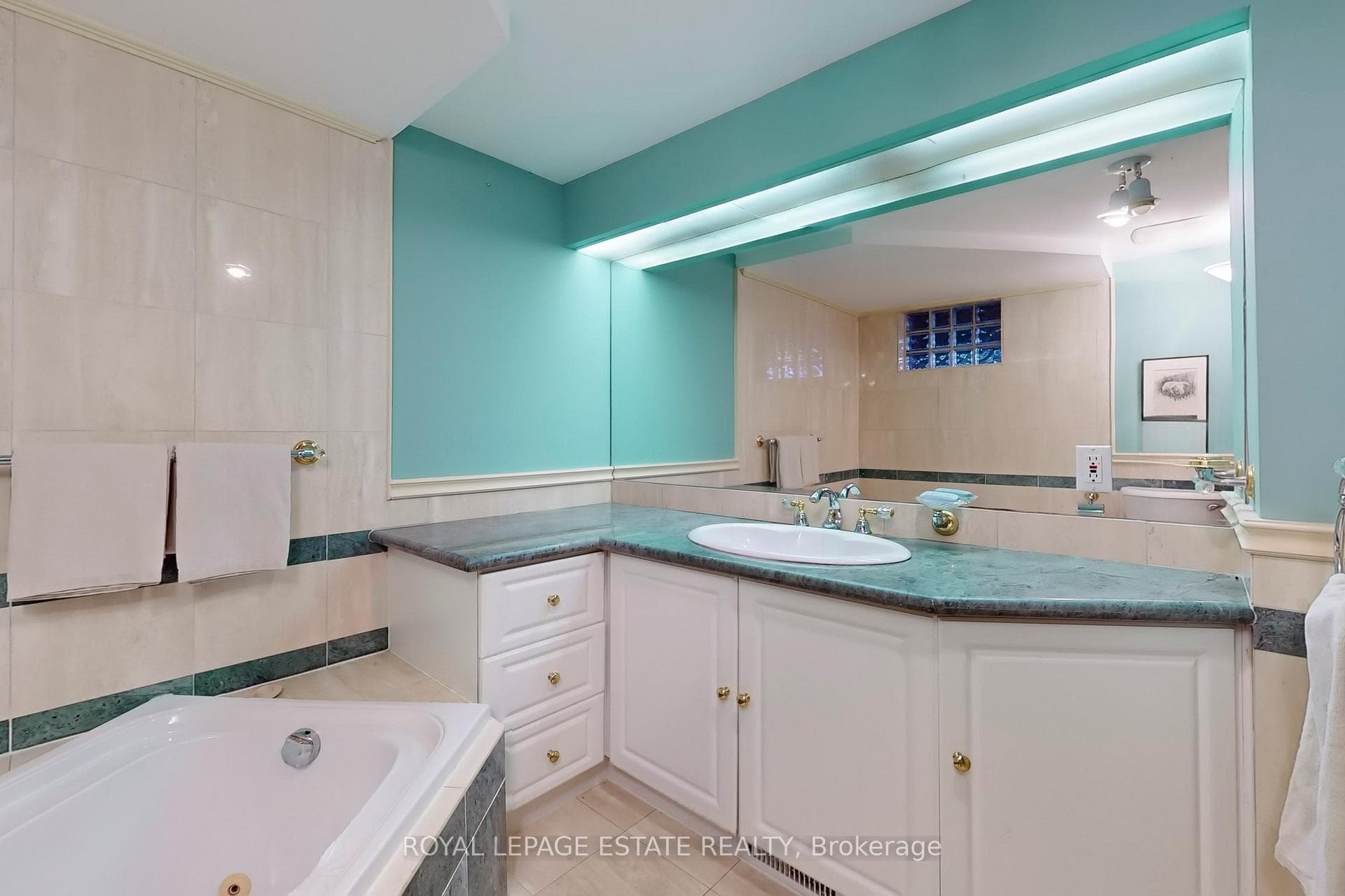 37 Springbank Avenue photo 26