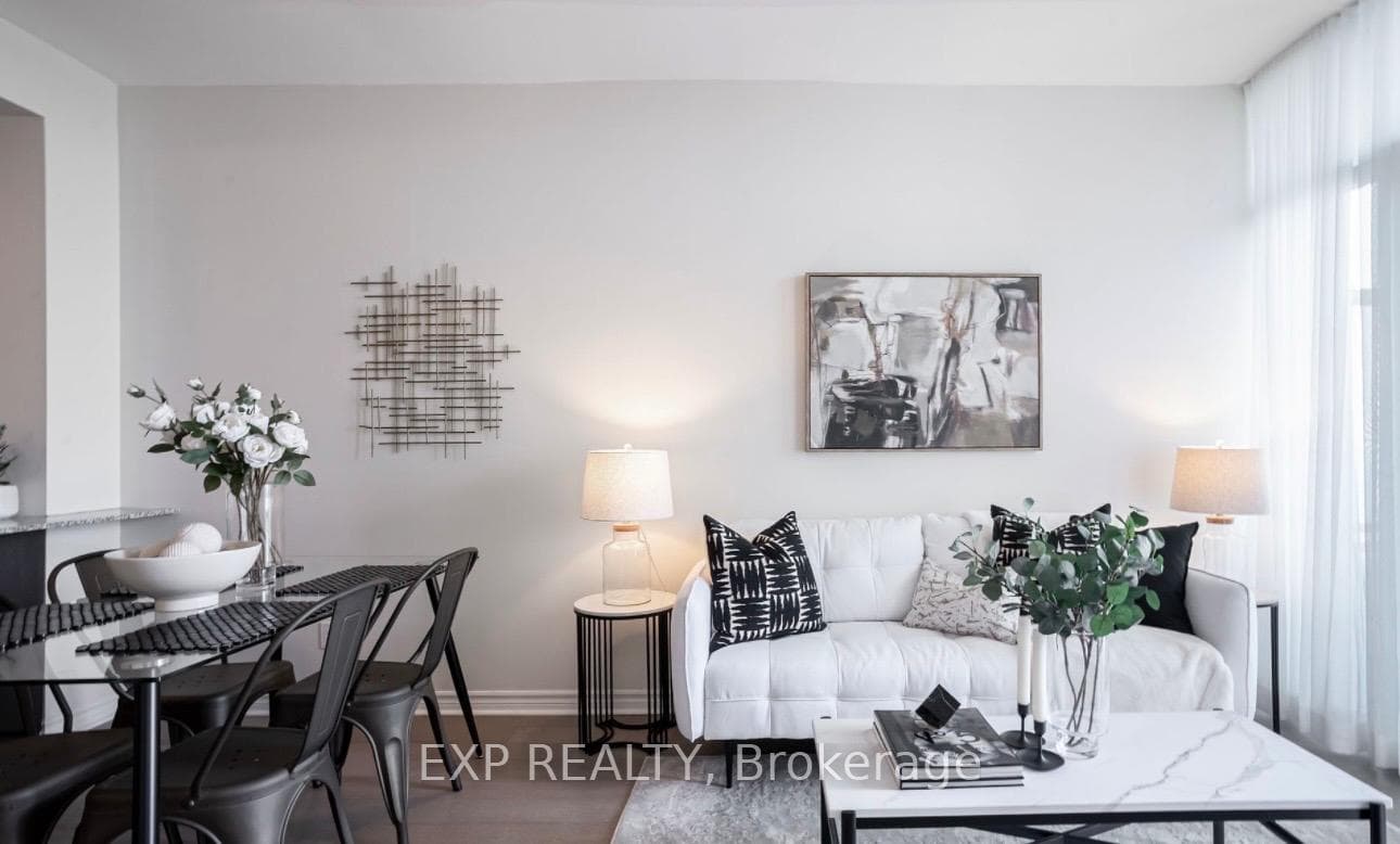 2522 Keele Street Unit 704 photo 11