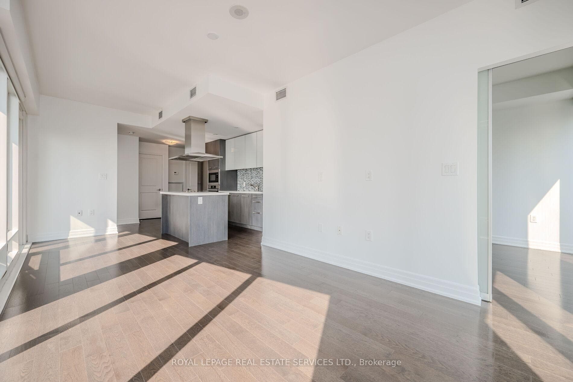 8 The Esplanade N/A Unit 2411 photo 18