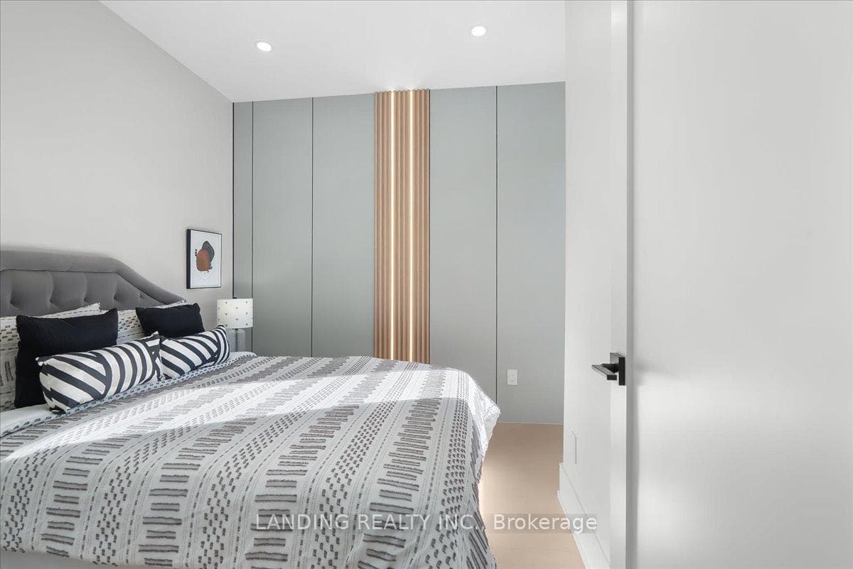 80 Symington Avenue photo 18