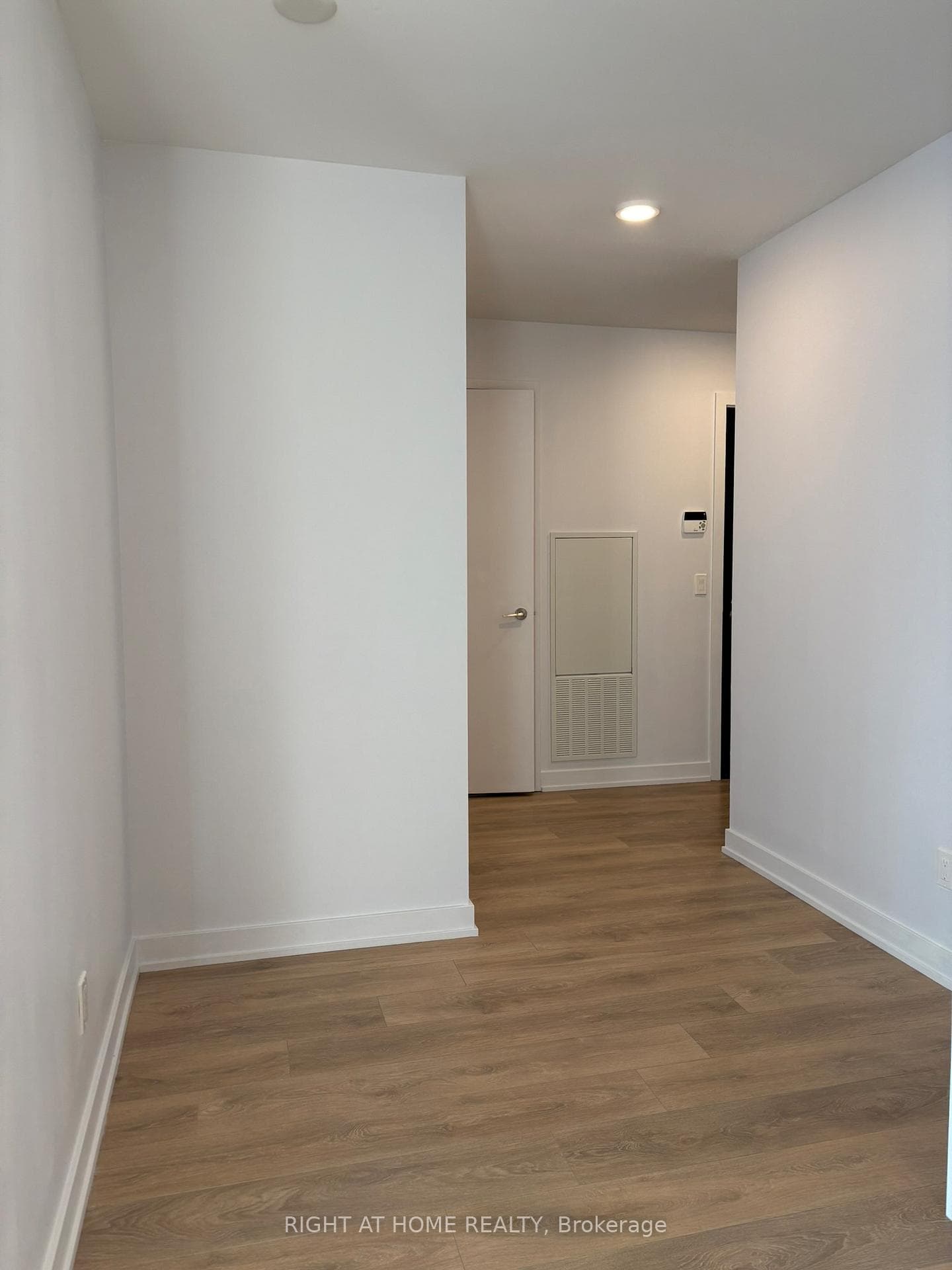 501 Yonge Street Unit 2712 photo 17