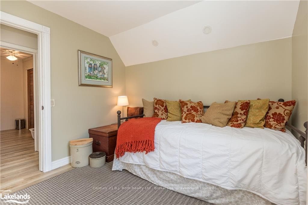 61 O'BRIEN Street photo 23