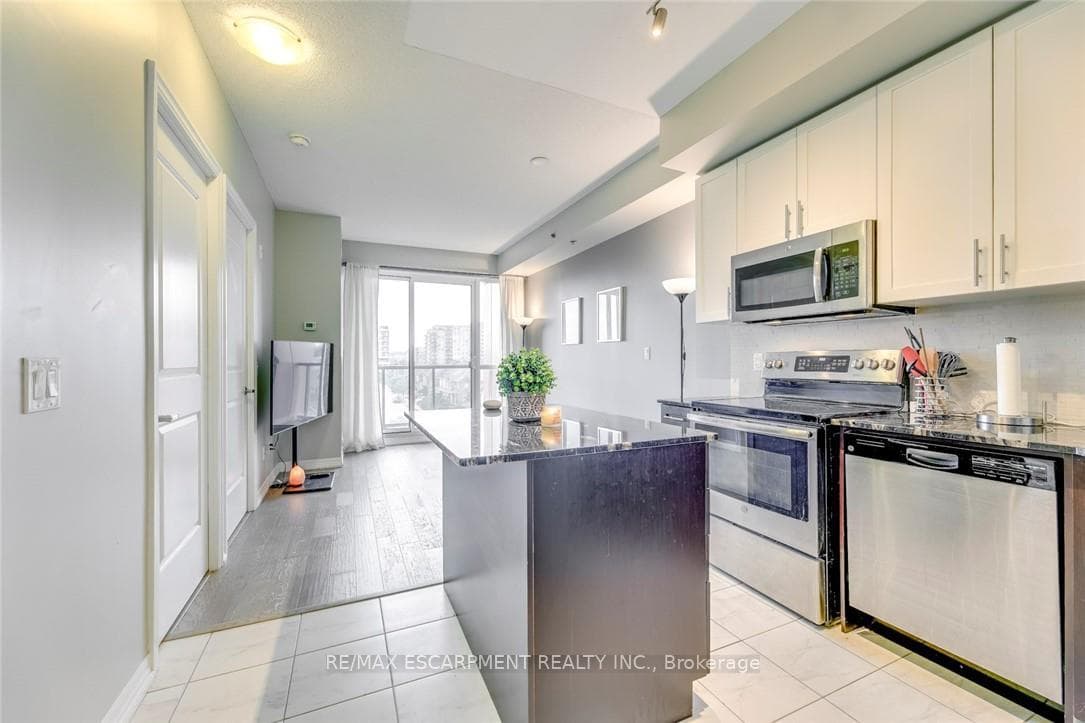 5001 Corporate Drive Unit 501 photo 11