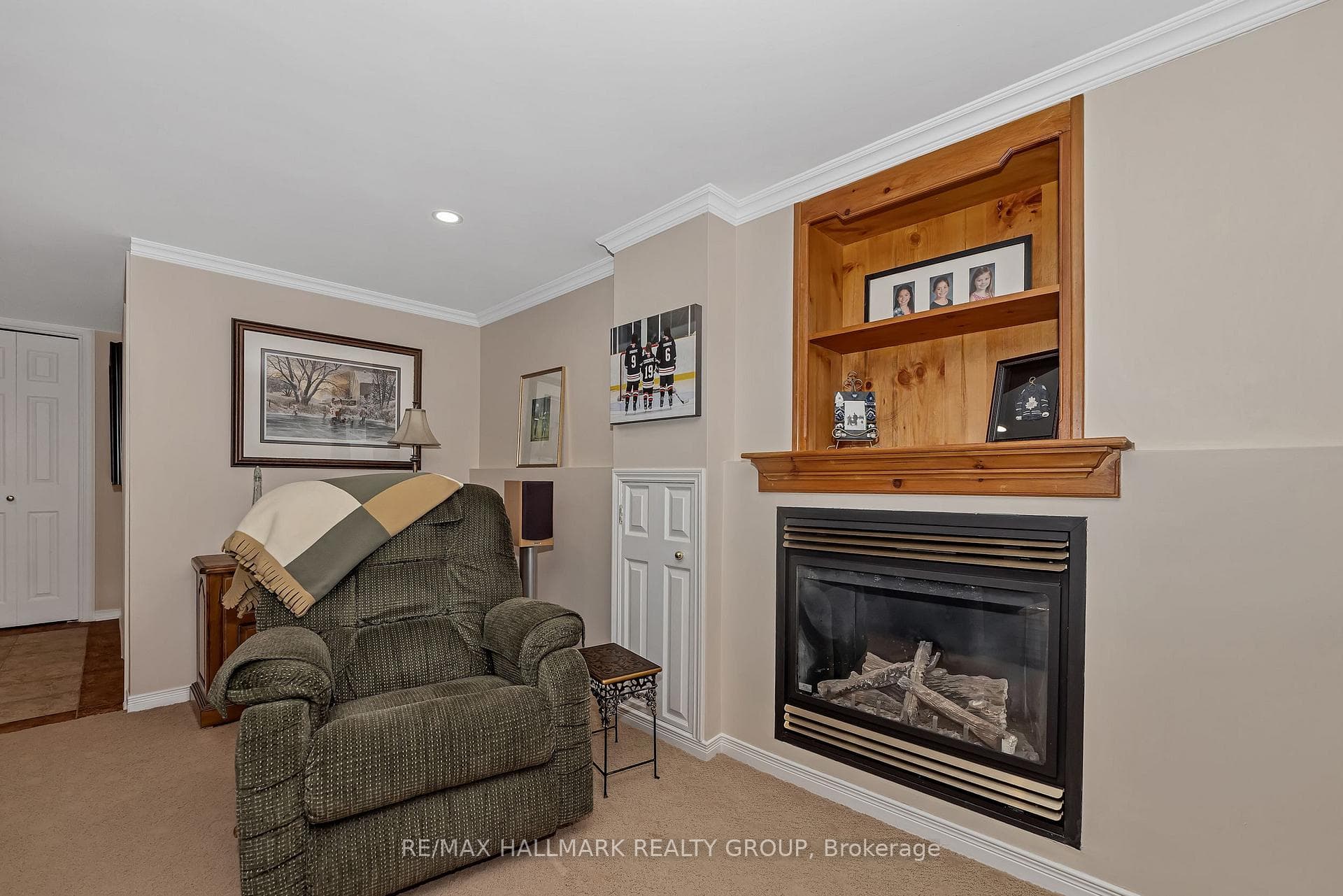 41 Claudet Crescent photo 32