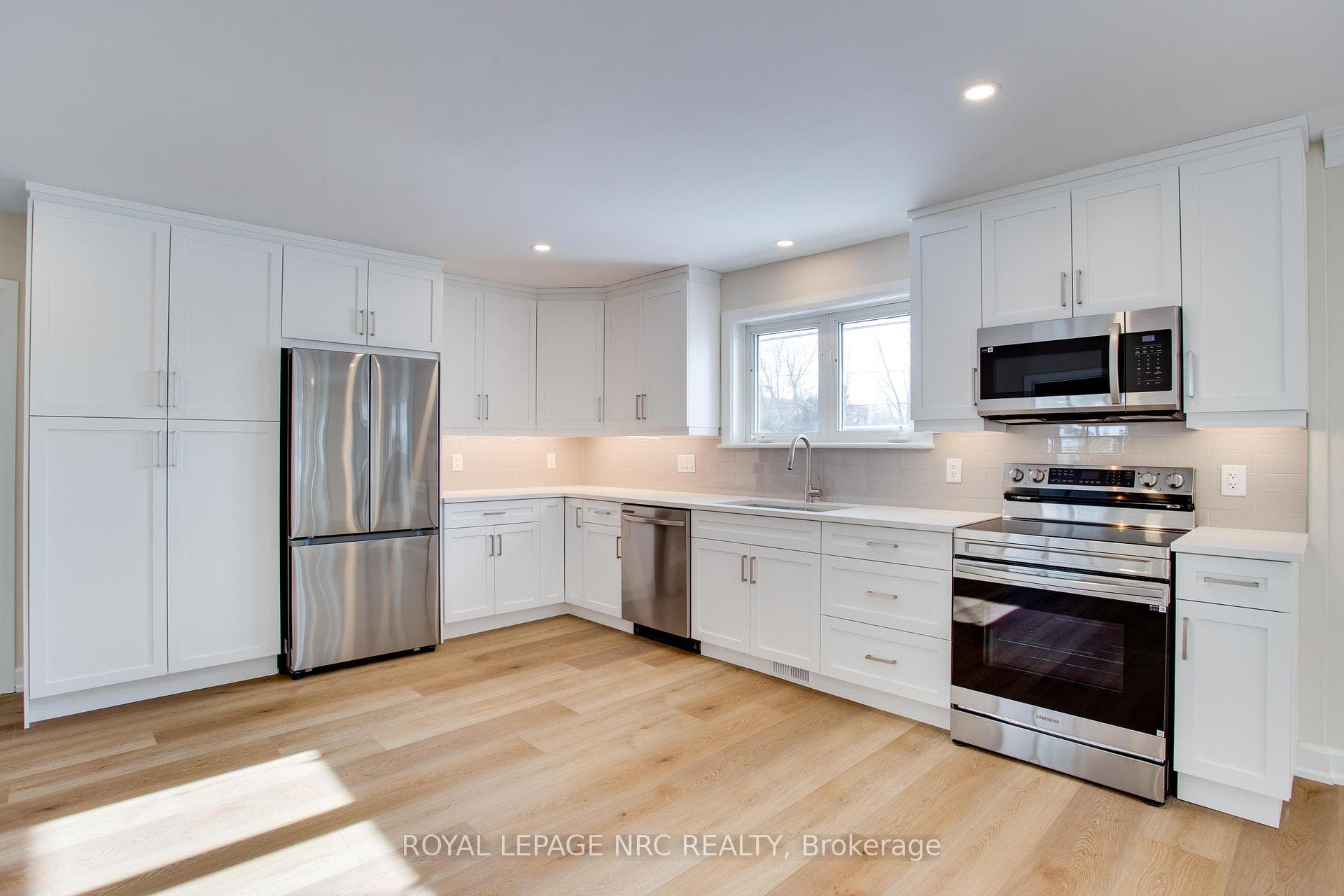 138 Catherine Street Unit UPPER photo 8
