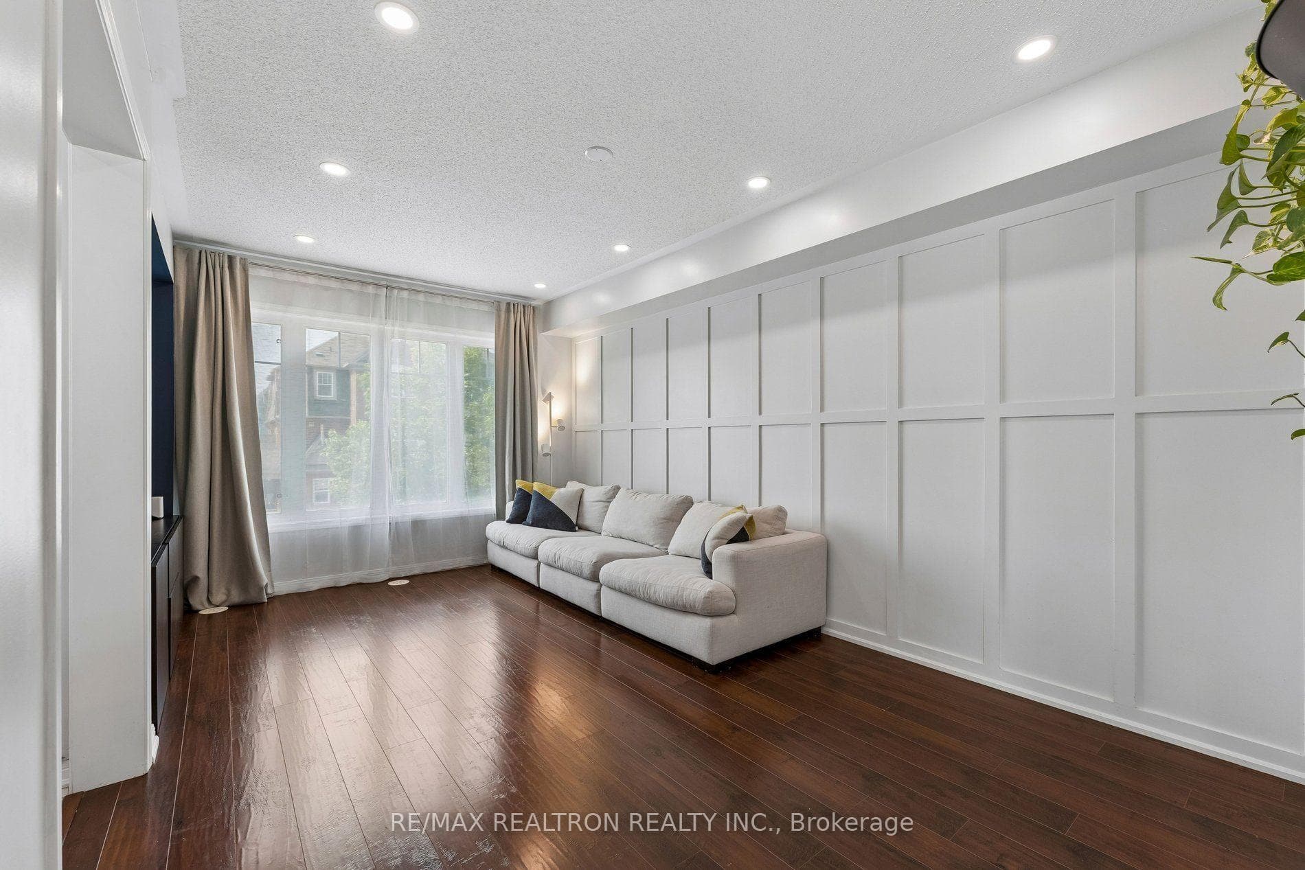 800 Fowles Court photo 25