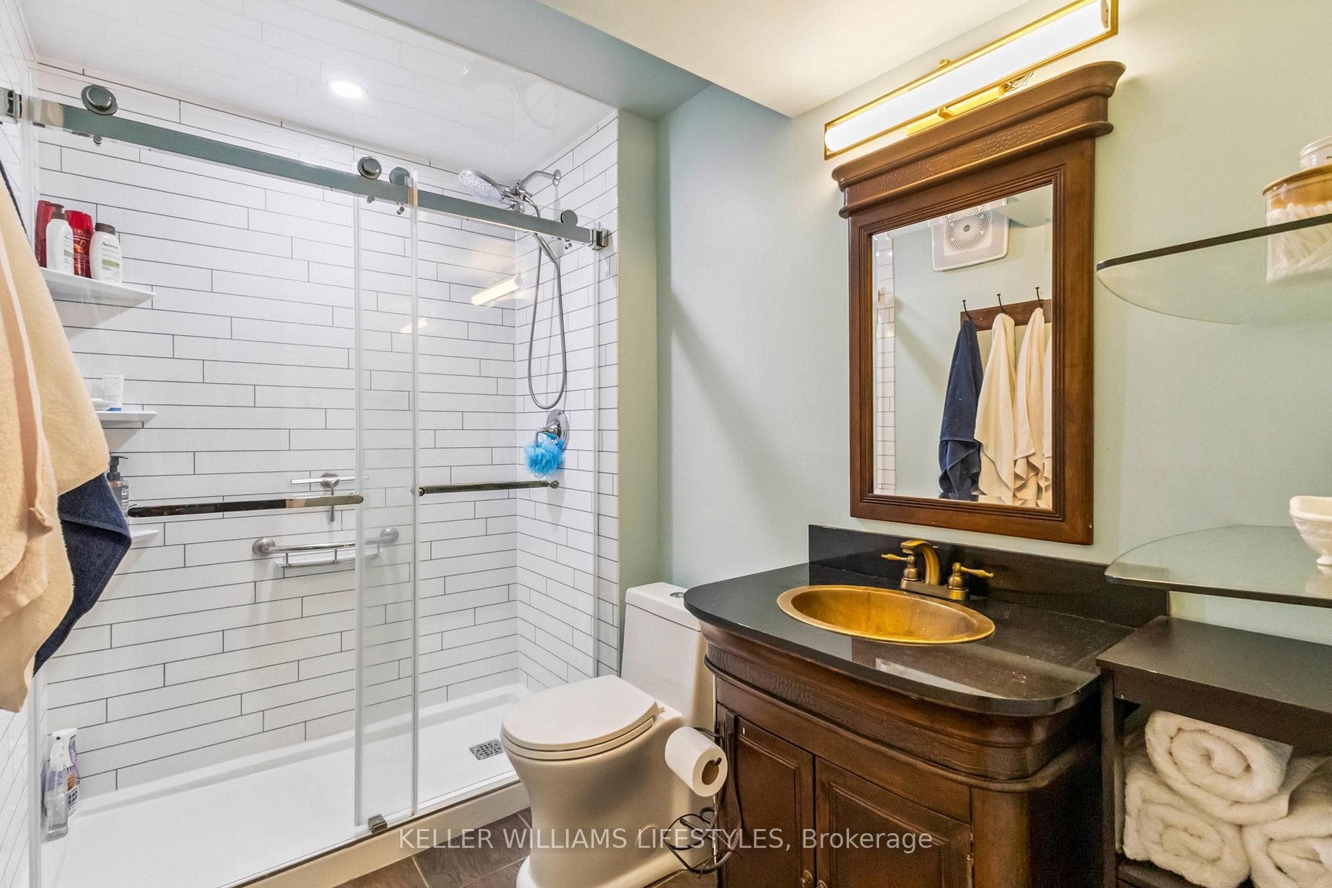 394 Brookhaven Place photo 36