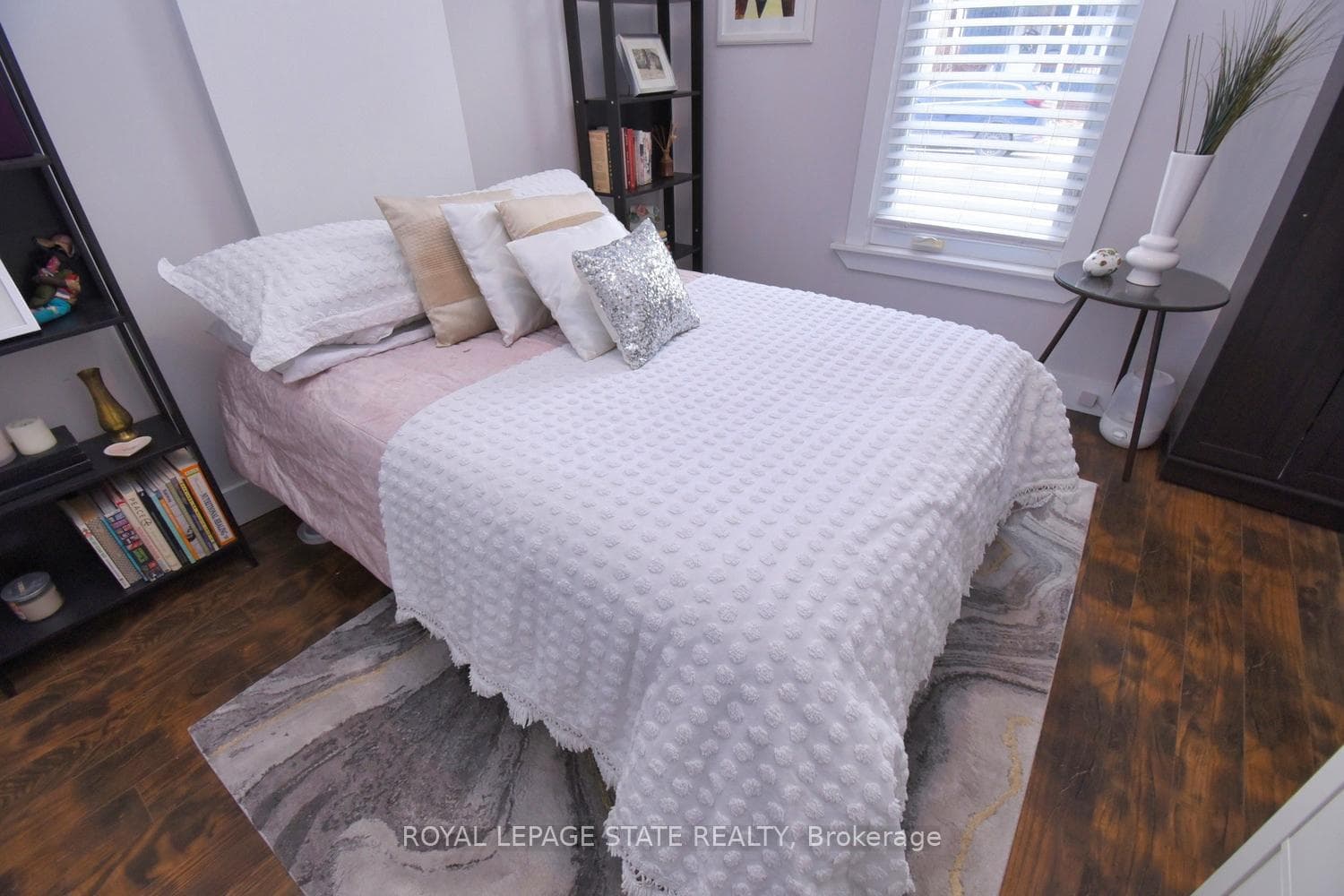 113 Steven Street photo 12