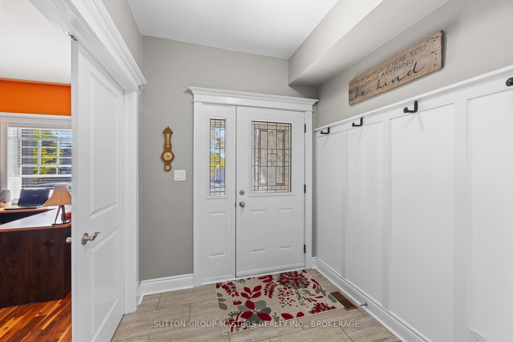 767 Kananaskis Drive photo 4