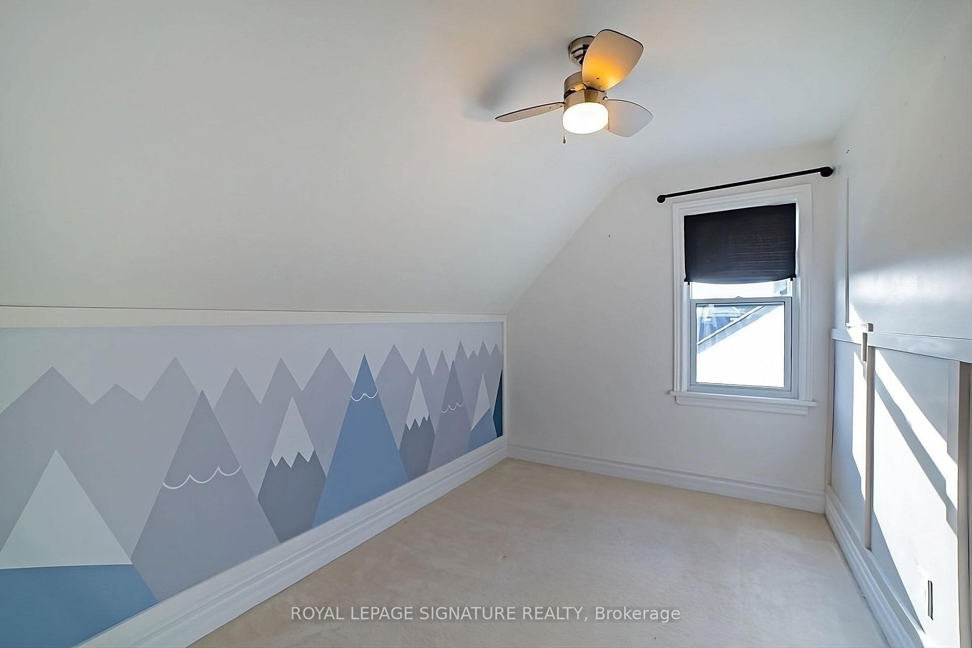298 Wallace Avenue photo 12