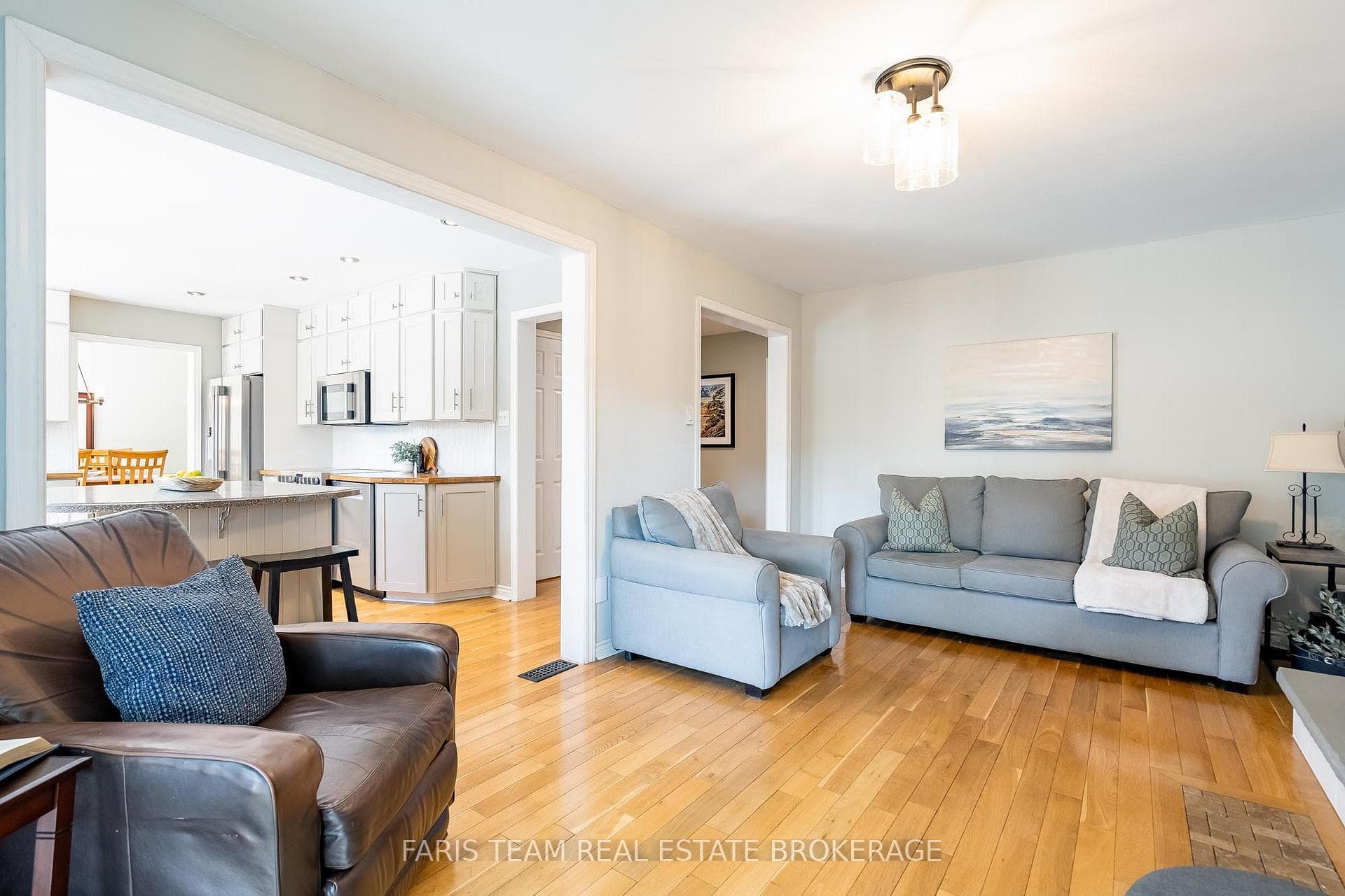 55 Oakridge Drive photo 14