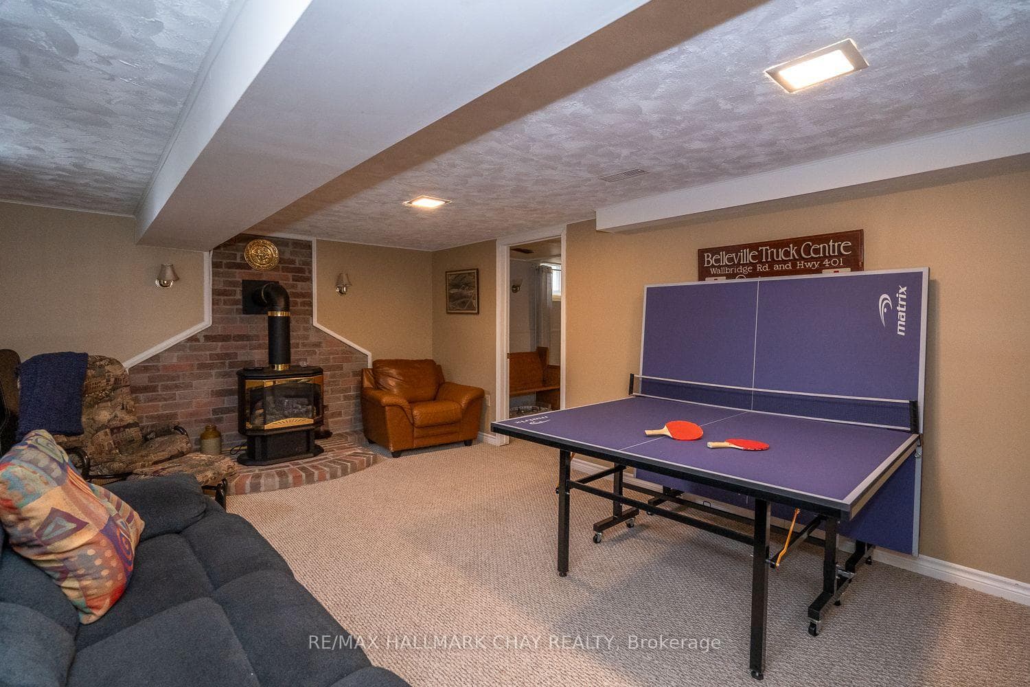 106 Hutchinson Drive photo 29
