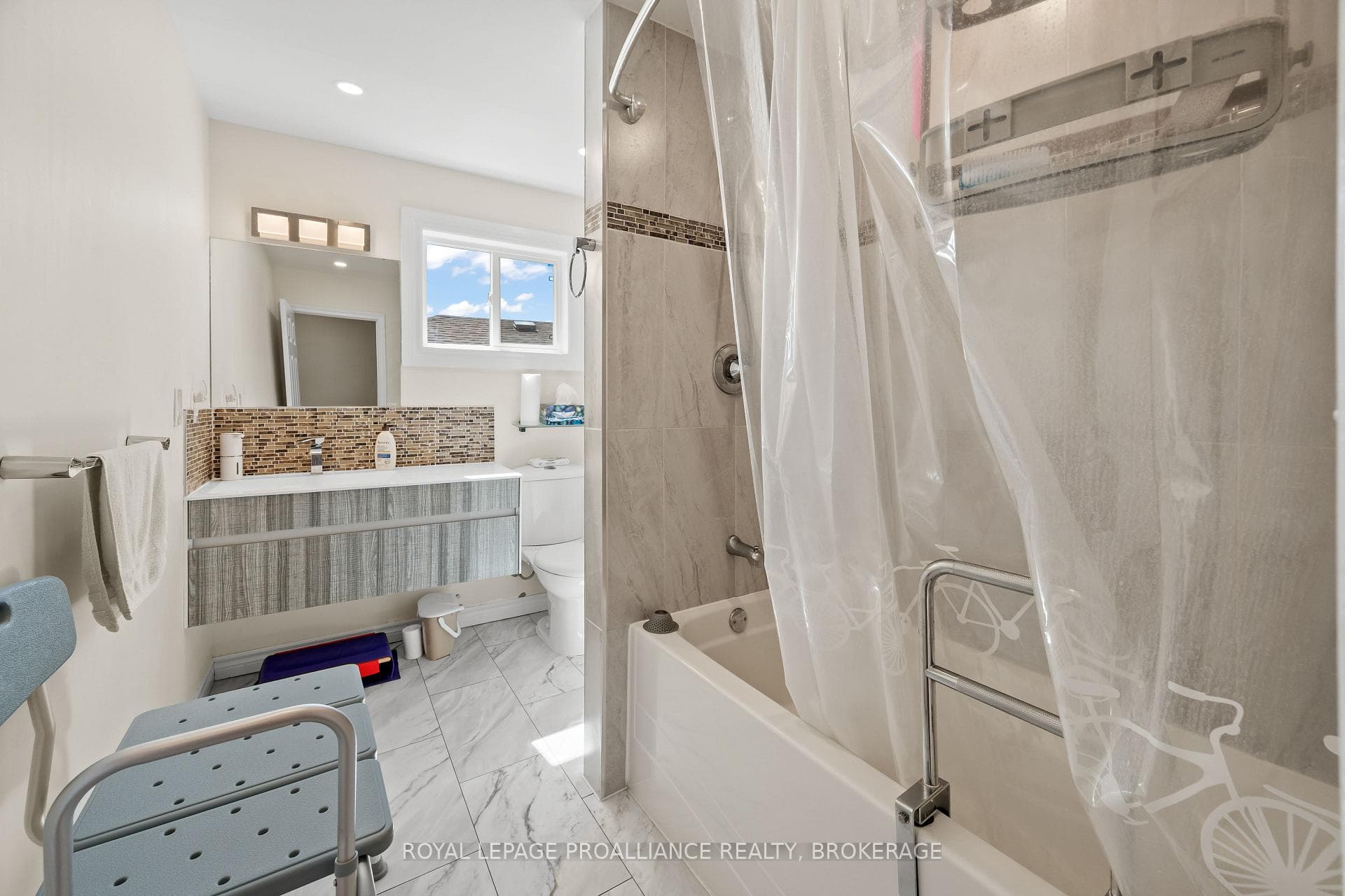 228 Robert Wallace Drive photo 21