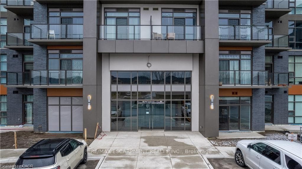 450 Dundas Street Unit 419 photo 22