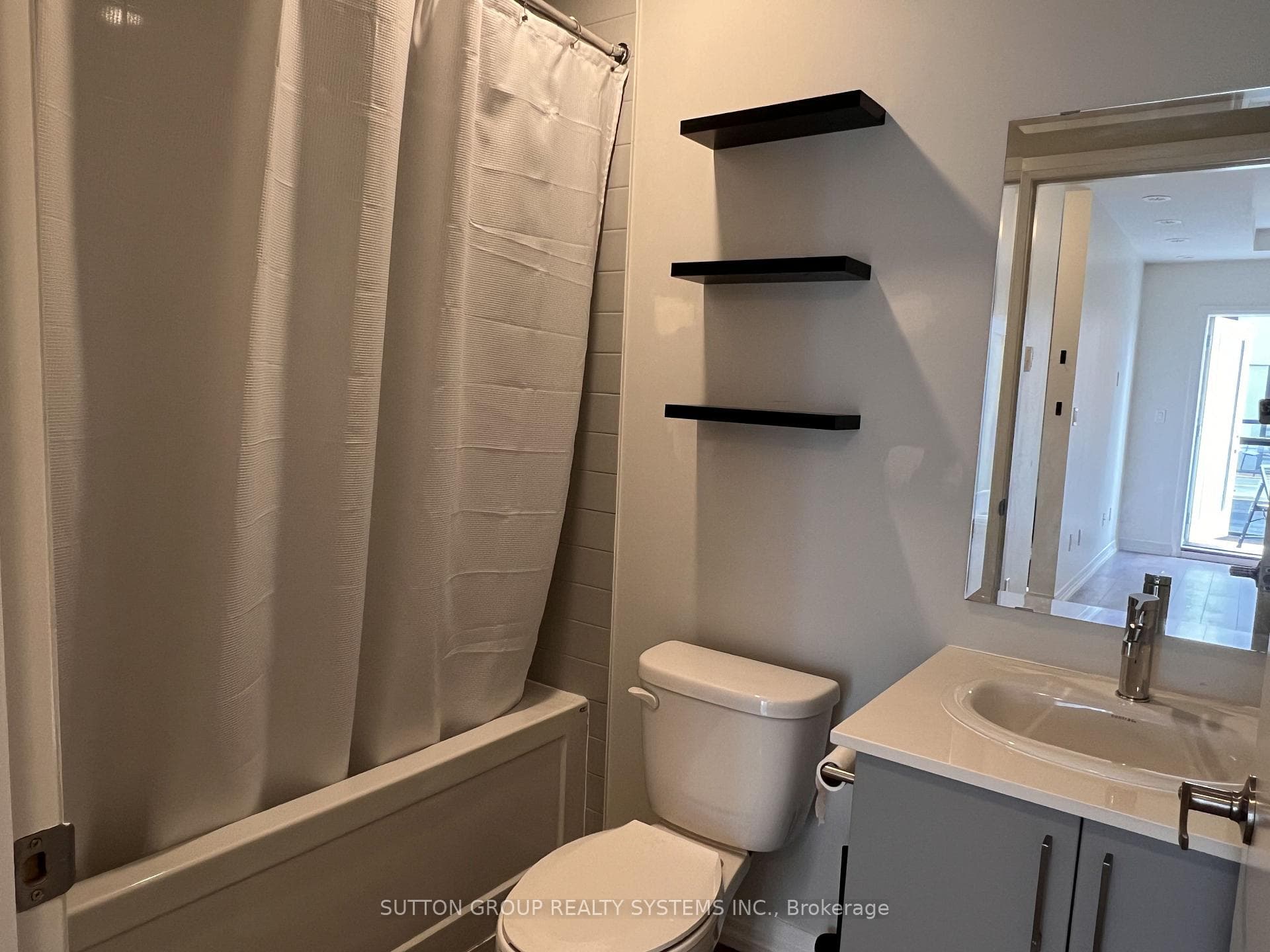 400 The East Mall N/A Unit 203 photo 6