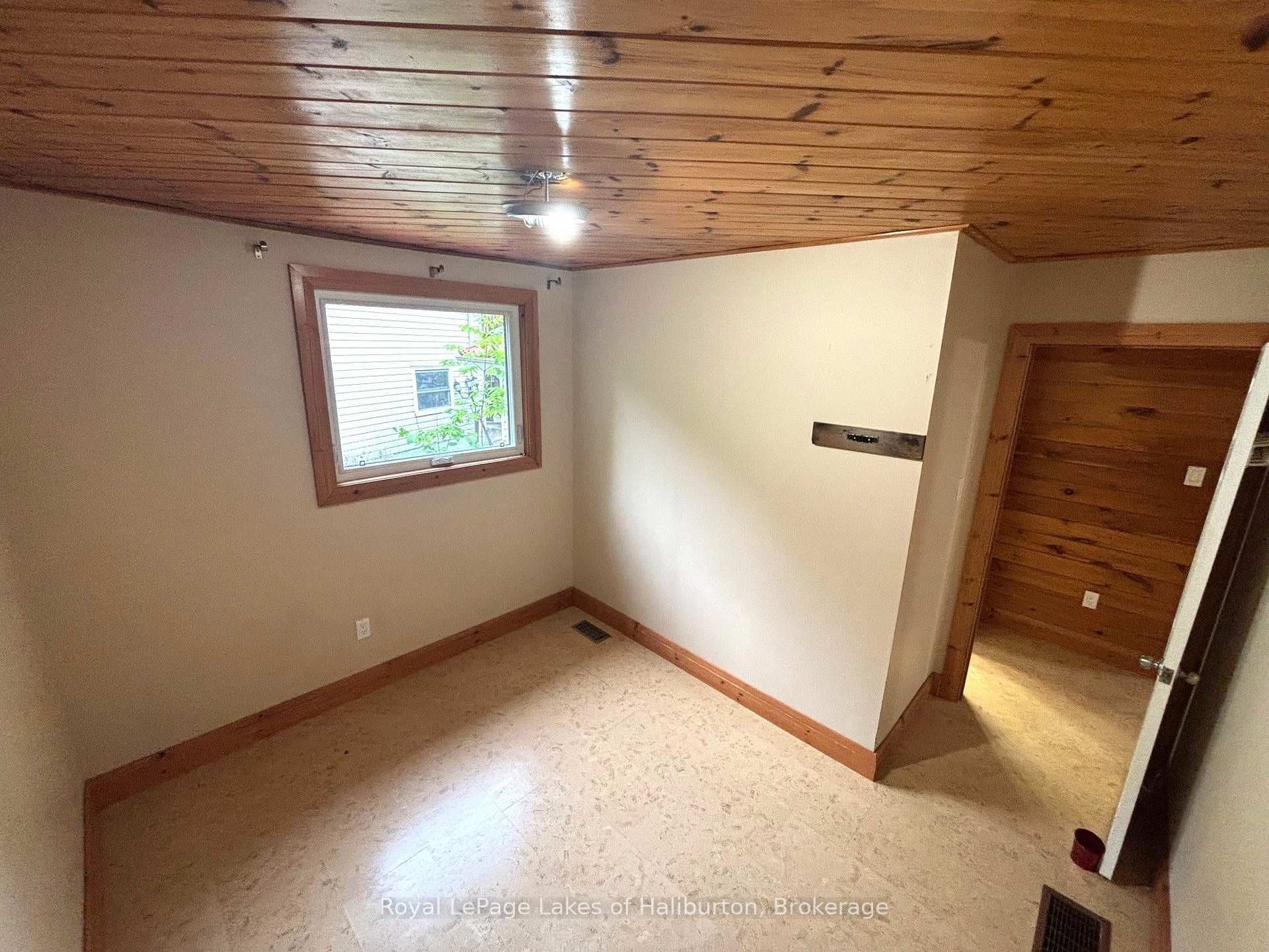 3040 Haliburton Lake Road photo 11