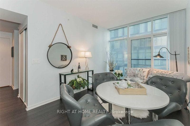 36 Lisgar Street Unit 812W photo 7