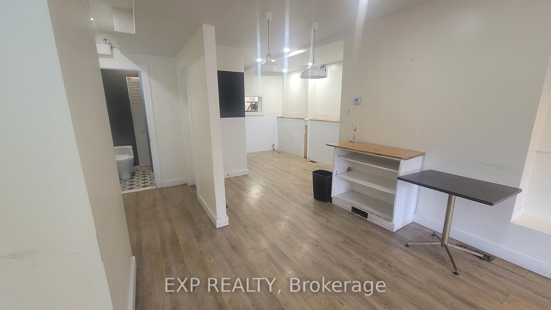 83 Holland Avenue photo 5