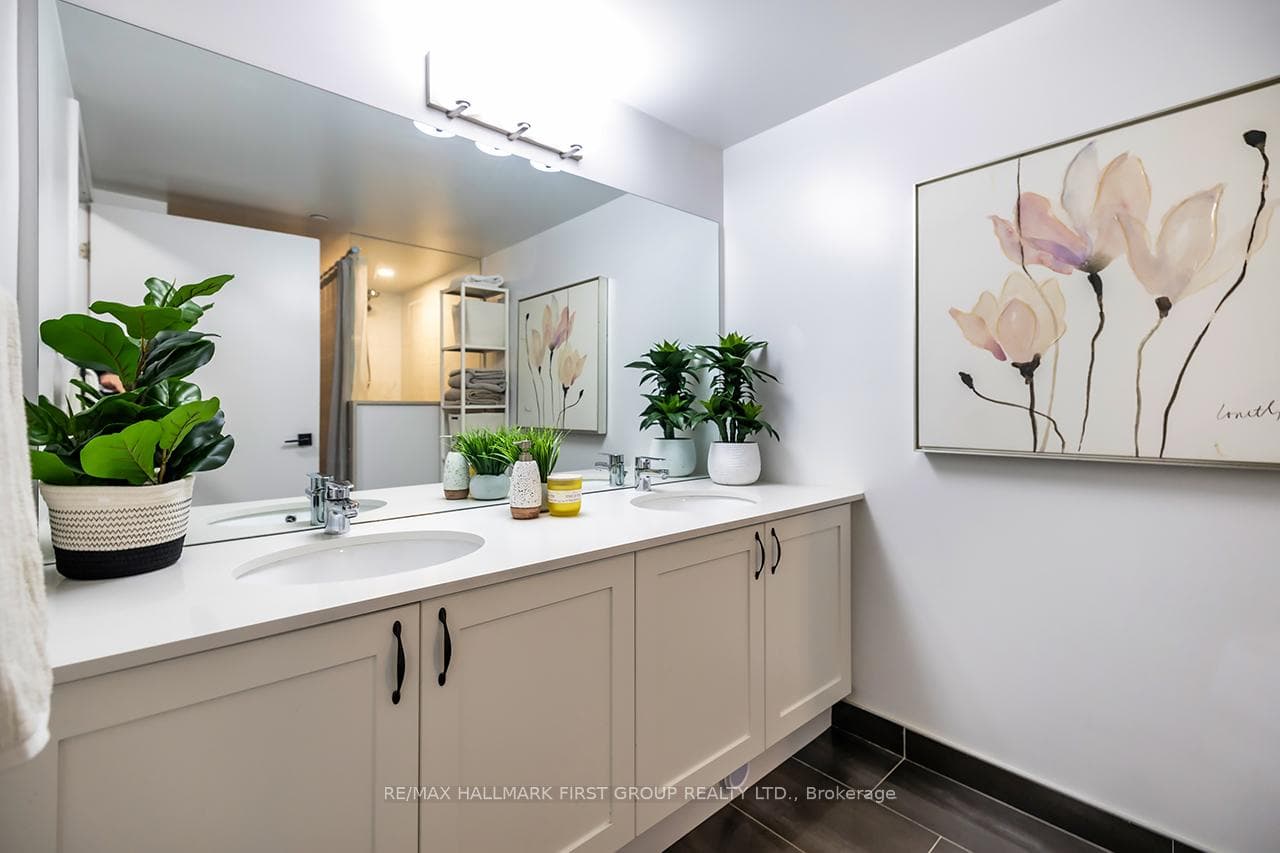 1480 Bayly Street Unit 216 photo 19
