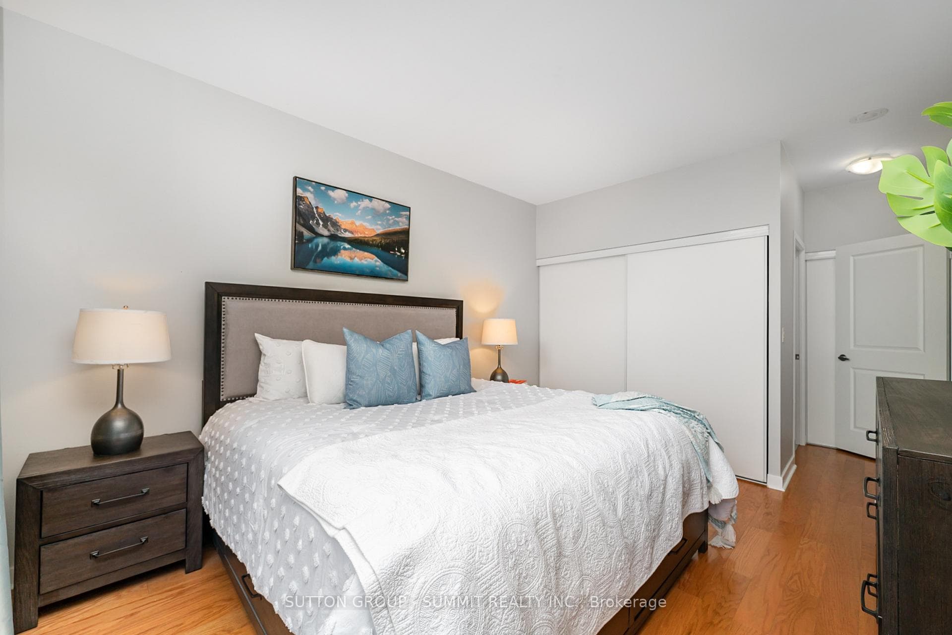 38 Lee Centre Drive Unit Th122 photo 17