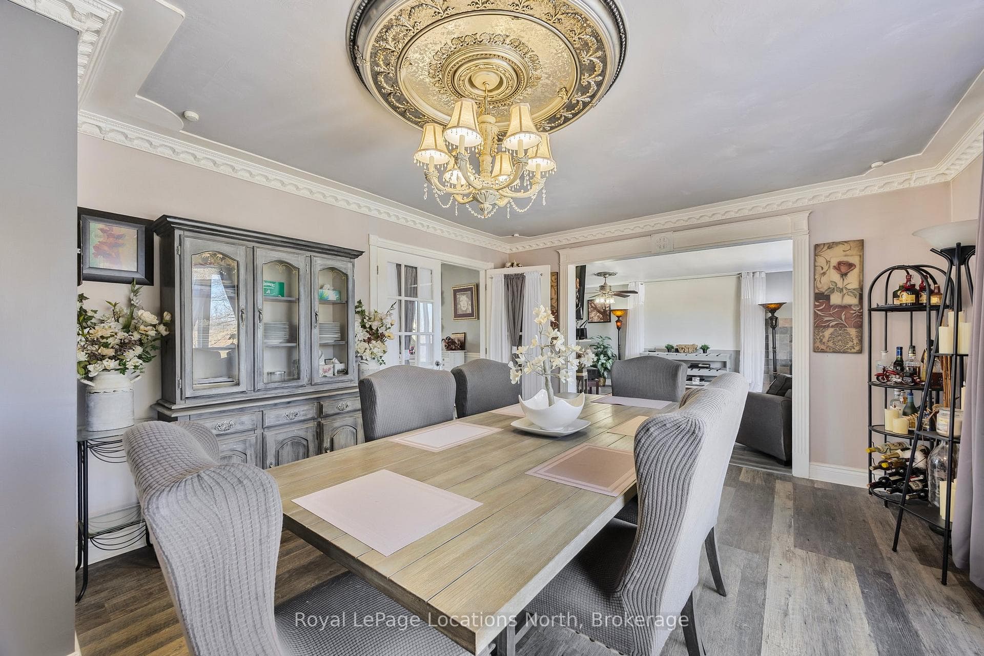 122656 Grey 9 Road photo 12