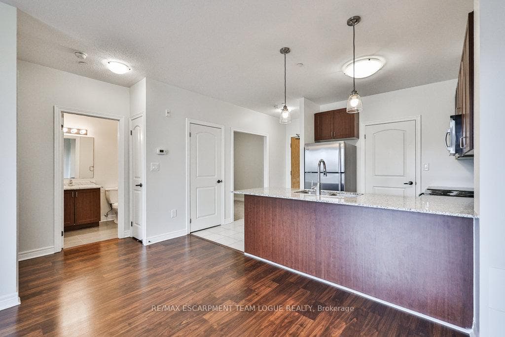 383 Main Street Unit 223 photo 21
