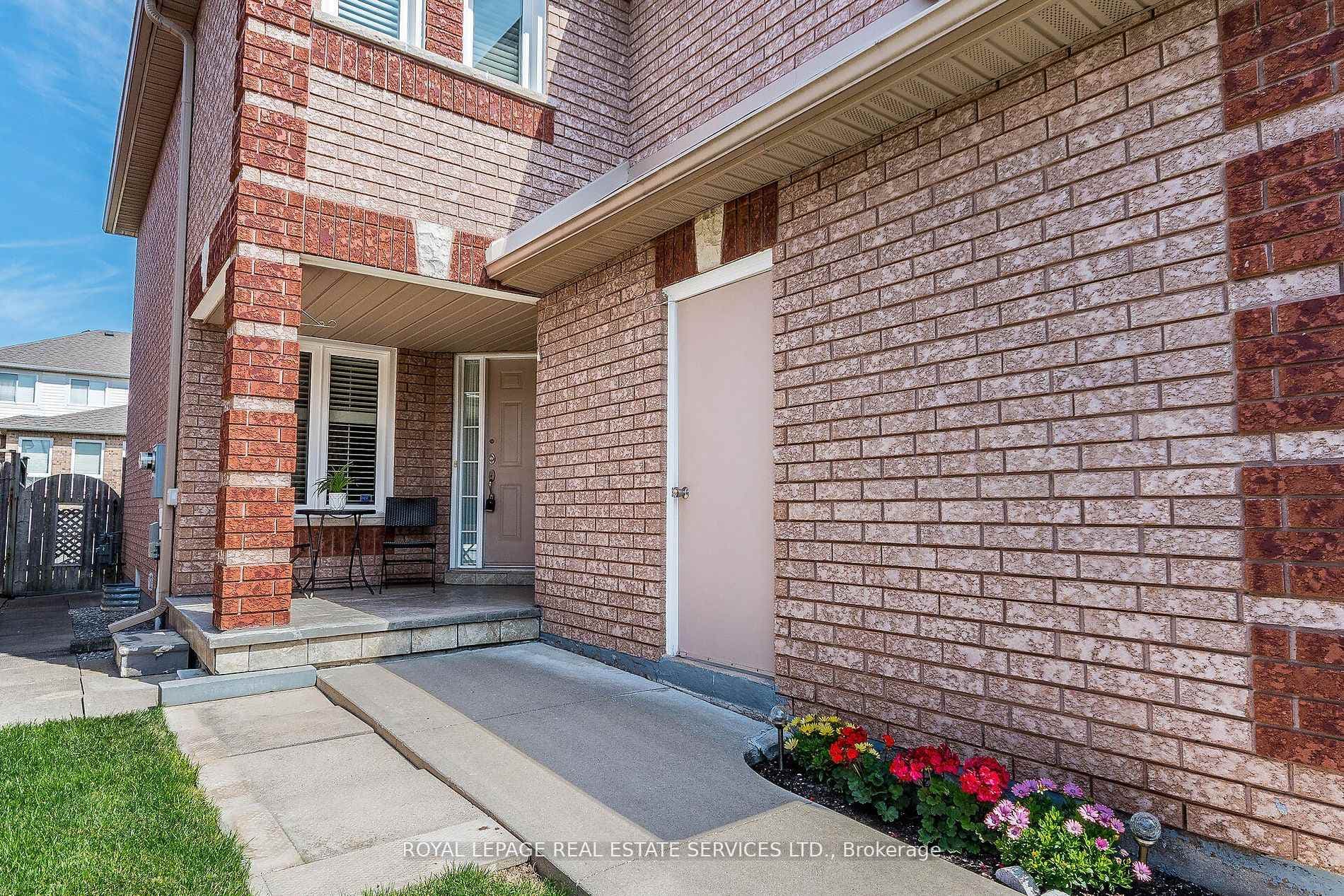 3834 Althorpe Circle photo 39