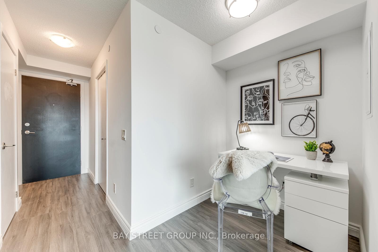 87 Peter Street Unit 1305 photo 11