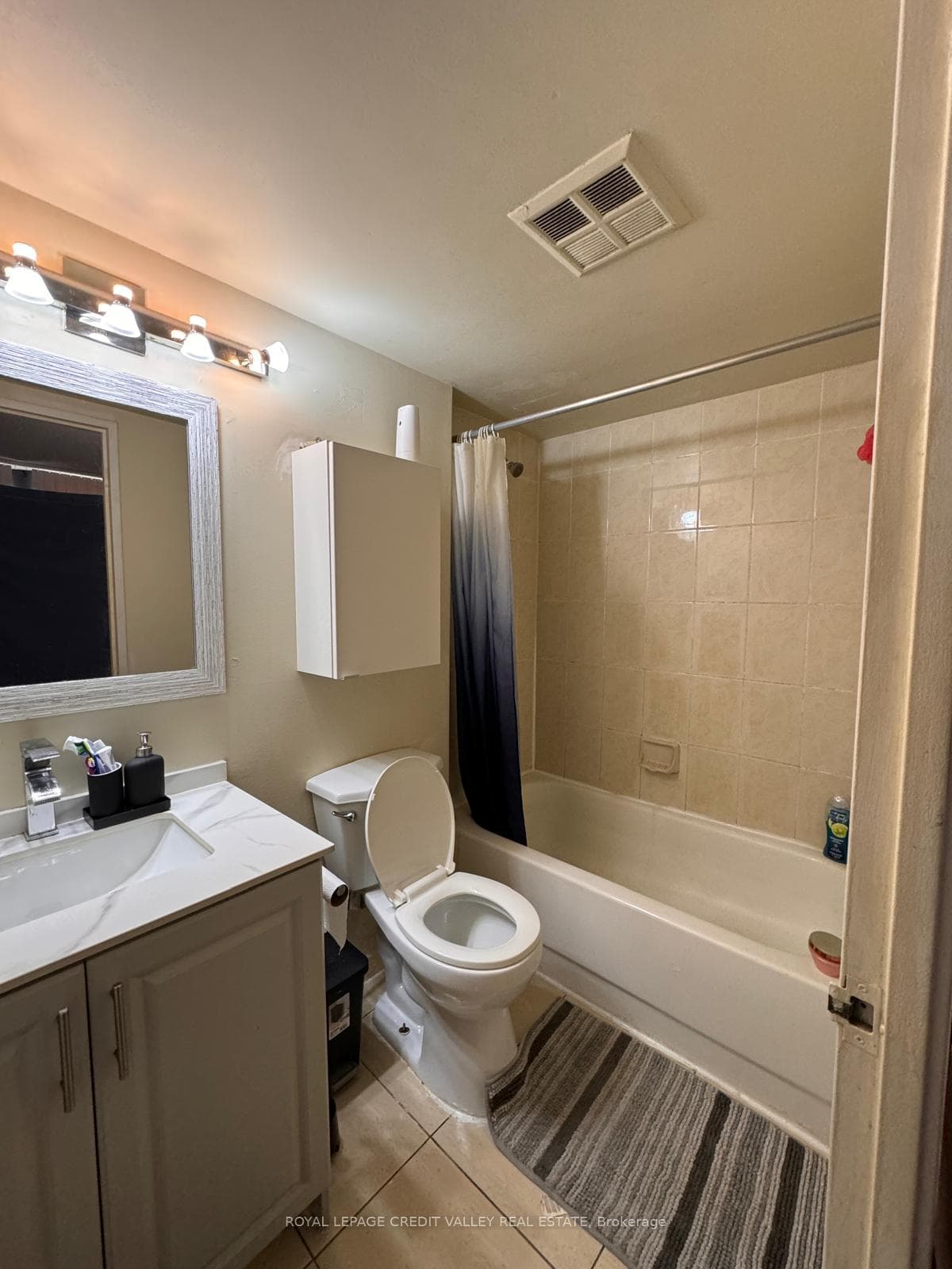 145 Hillcrest Avenue Unit 1011 photo 8
