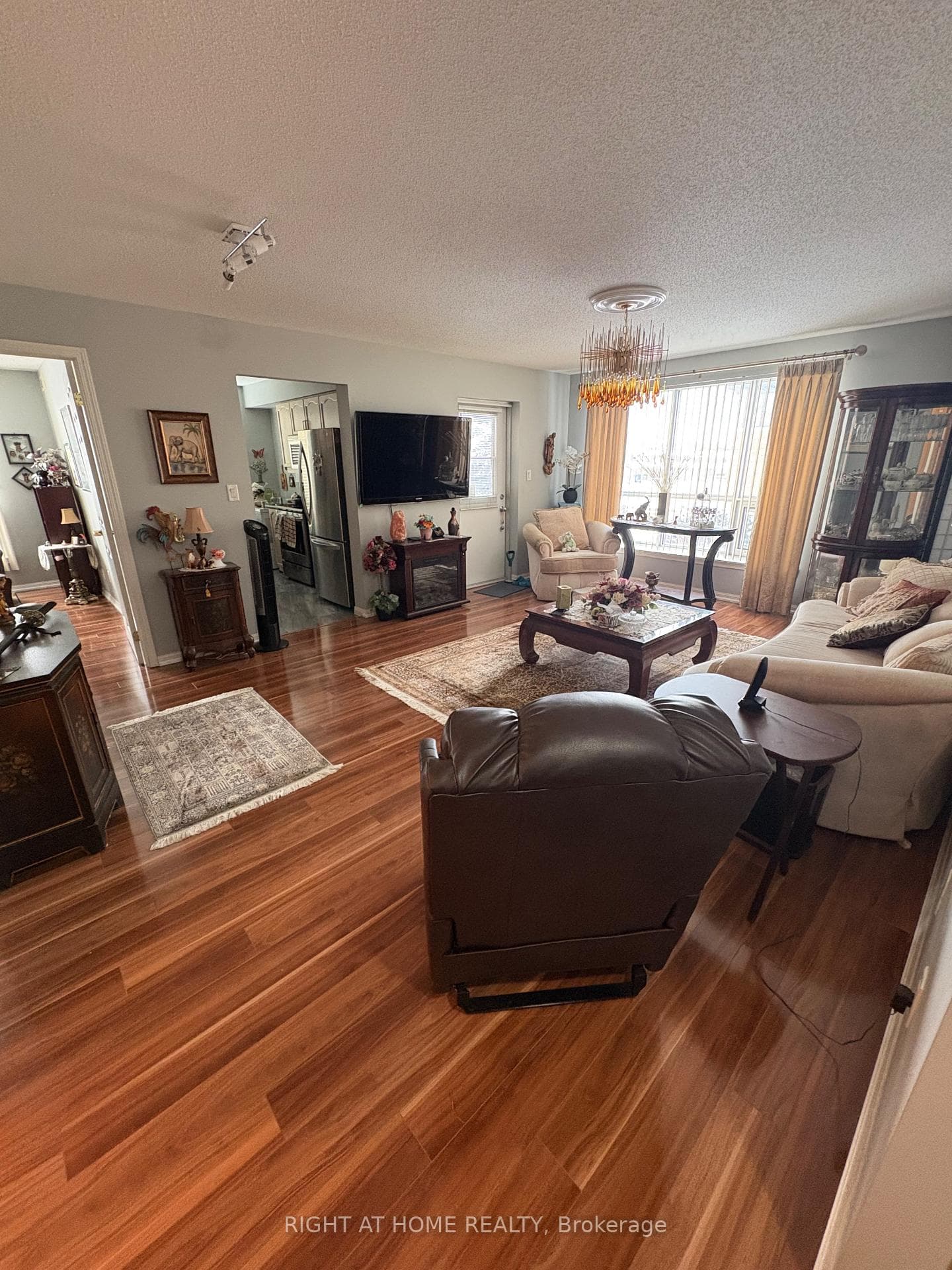 90 DEAN Avenue Unit 106 photo 29